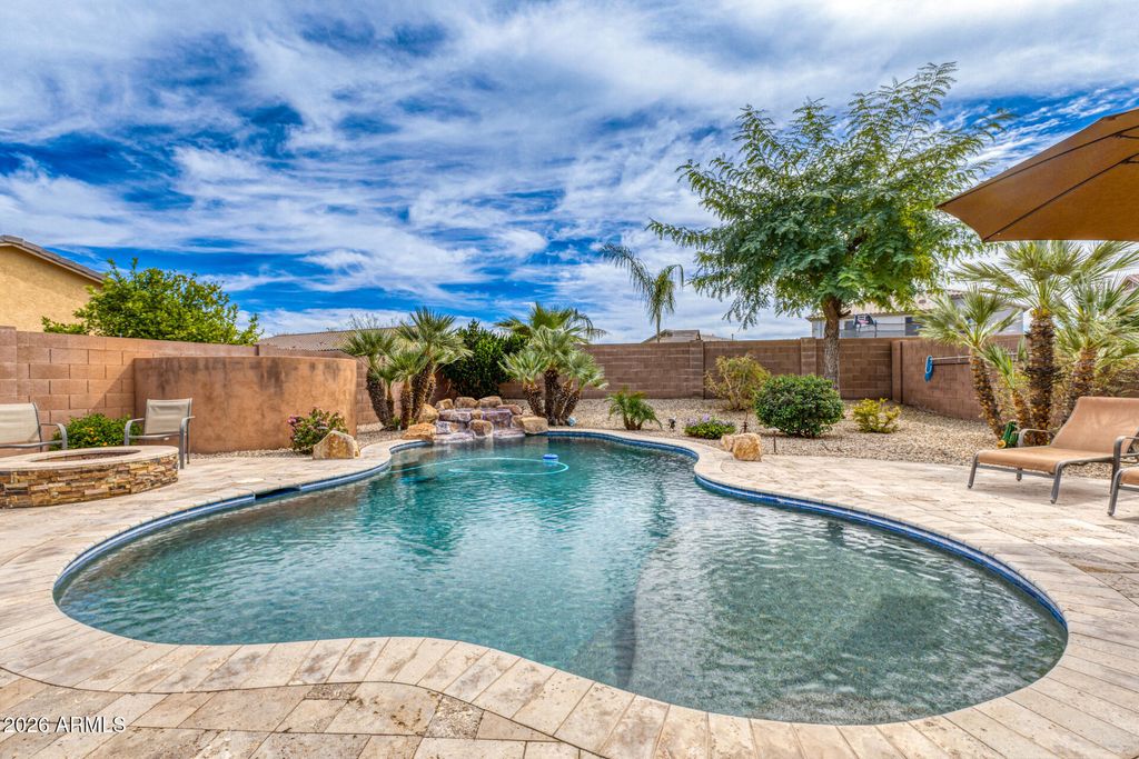 Photo of 891 W Ayrshire Trail, San Tan Valley, AZ 85143 (MLS # 6994061)