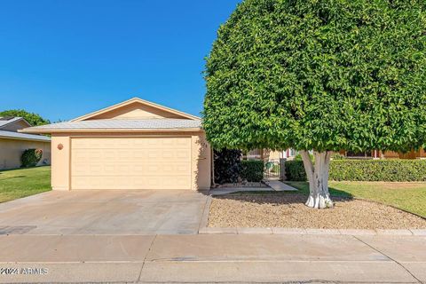 Duplex in Sun City AZ 10428 CAMELOT Circle.jpg