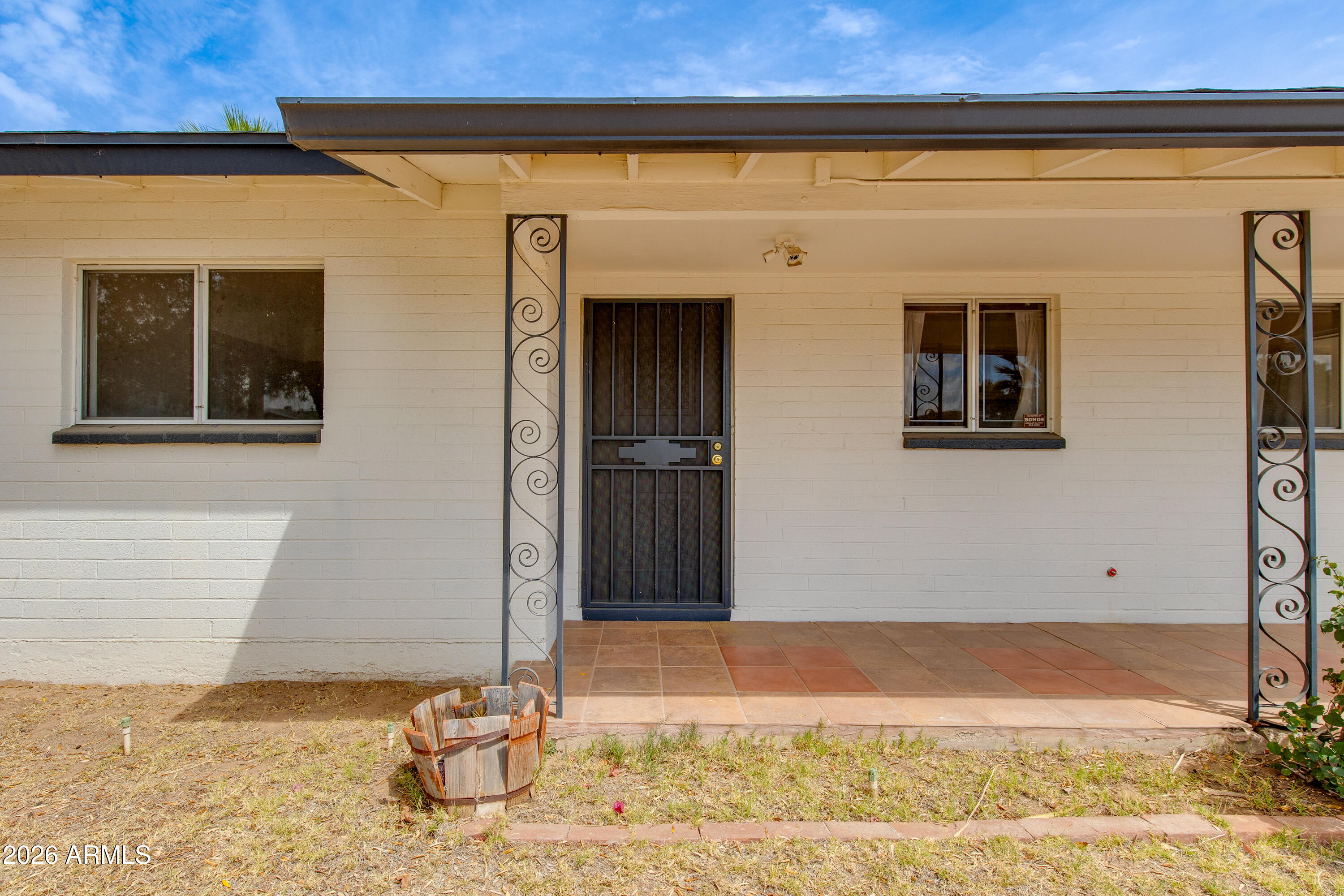 1524 W OCOTILLO Road