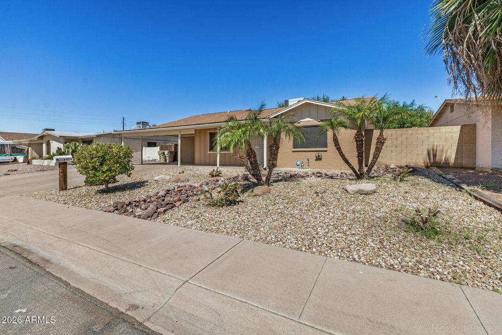 Photo of 6974 W Palo Verde Drive, Glendale, AZ 85303 (MLS # 7000697)