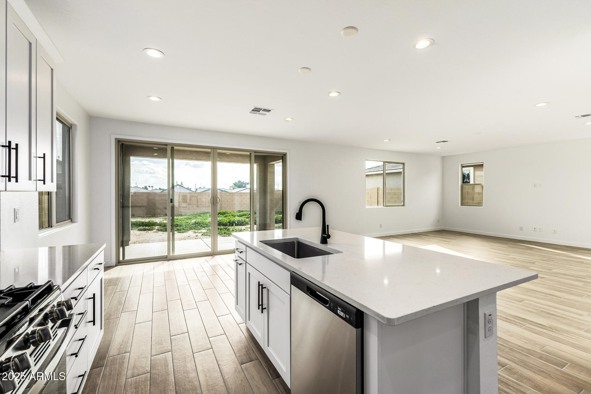 5337 W ROYAL PALM Road