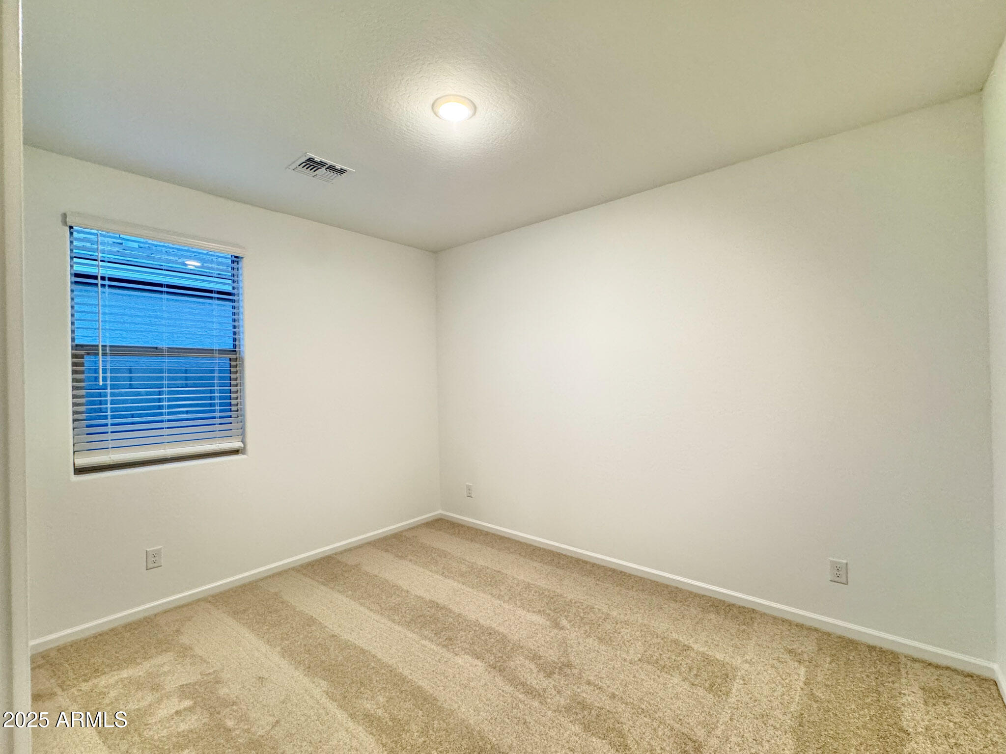 15723 W CAMDEN Avenue