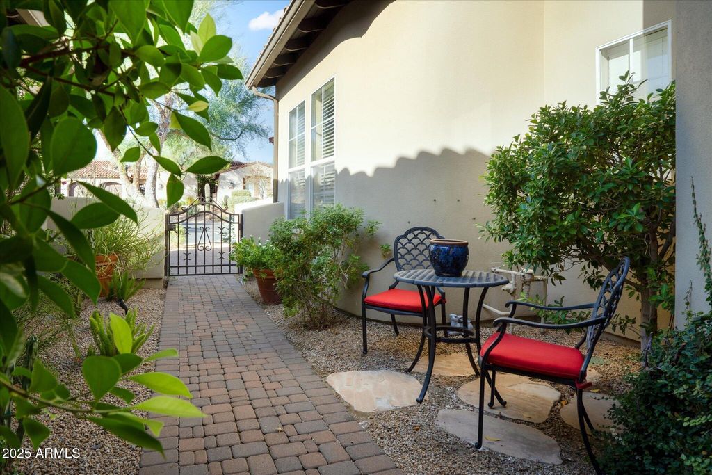 Photo of 8889 E Flathorn Drive, Scottsdale, AZ 85255 (MLS # 6891571)