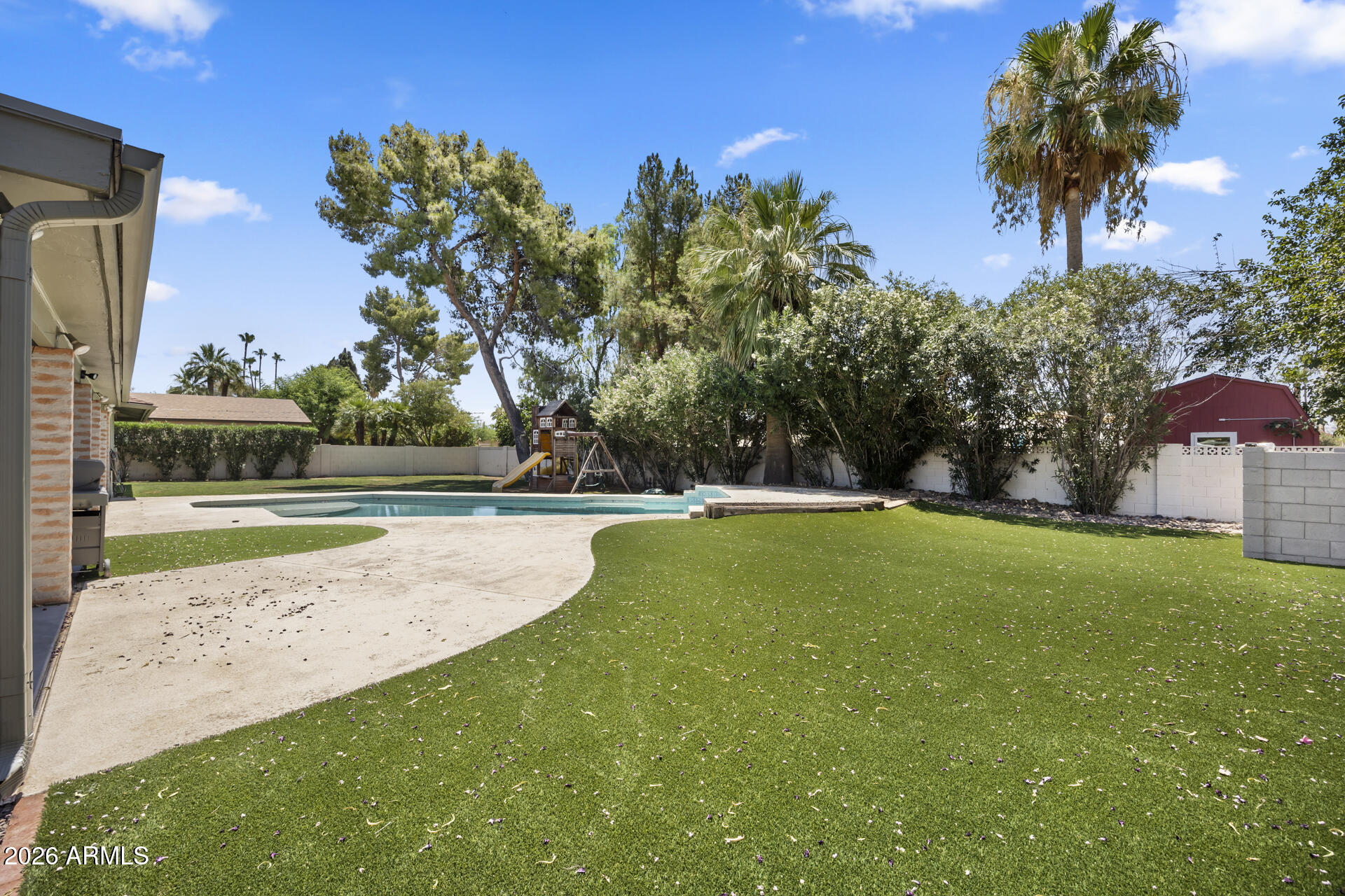 5449 E LARKSPUR Drive