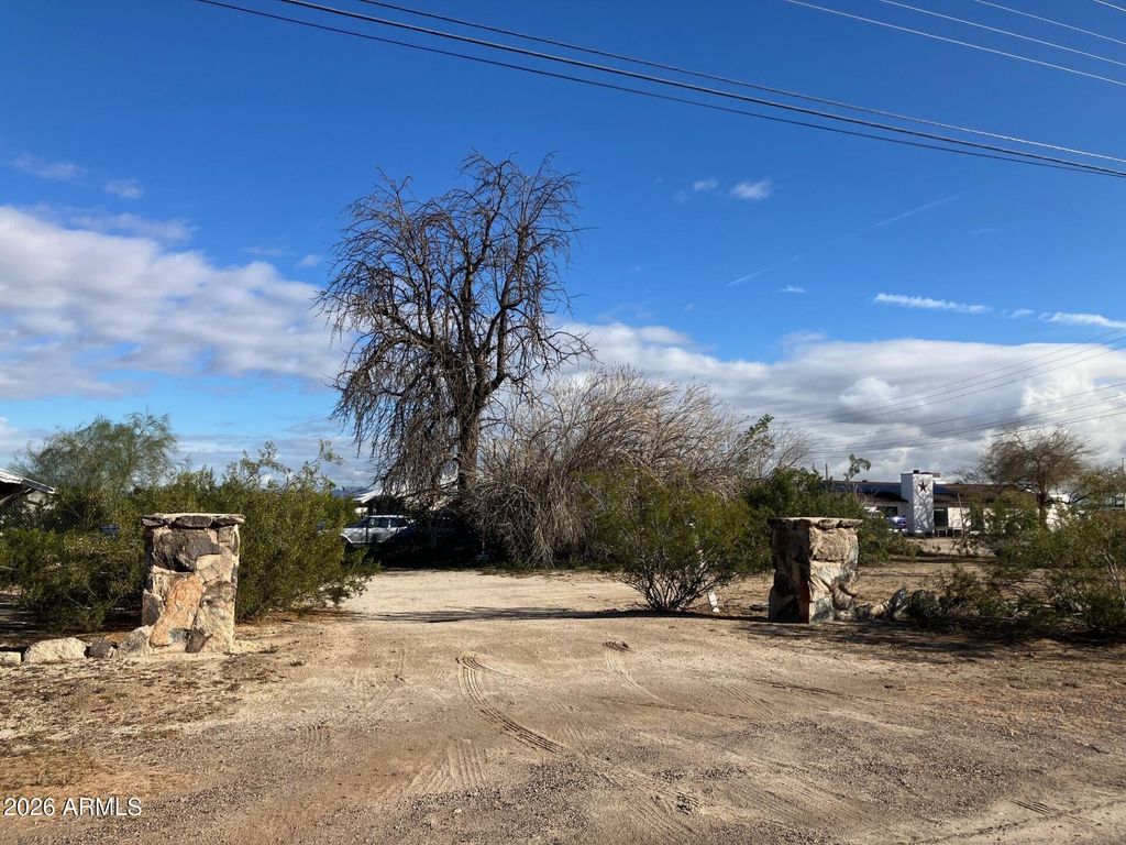 Photo of 2138 E Desert Lane #20, Phoenix, AZ 85042 (MLS # 6982170)