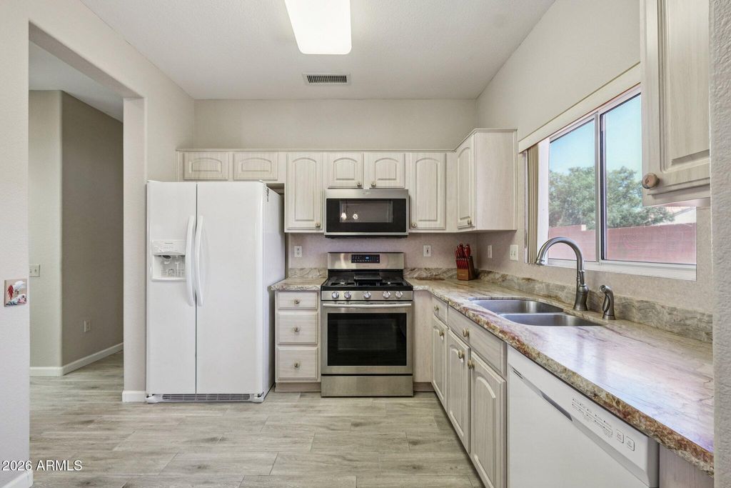 Photo of 13712 W Utica Drive, Sun City West, AZ 85375 (MLS # 7015306)