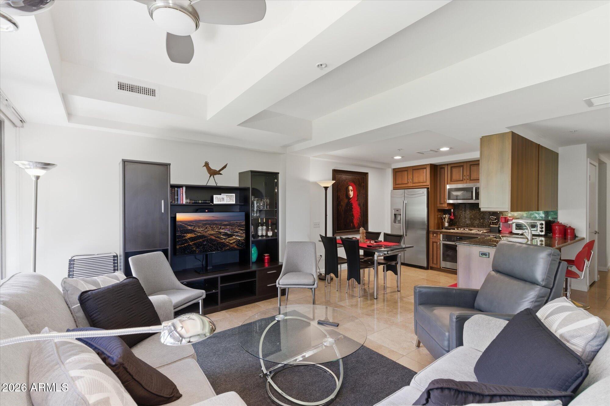 7137 E Rancho Vista 2009