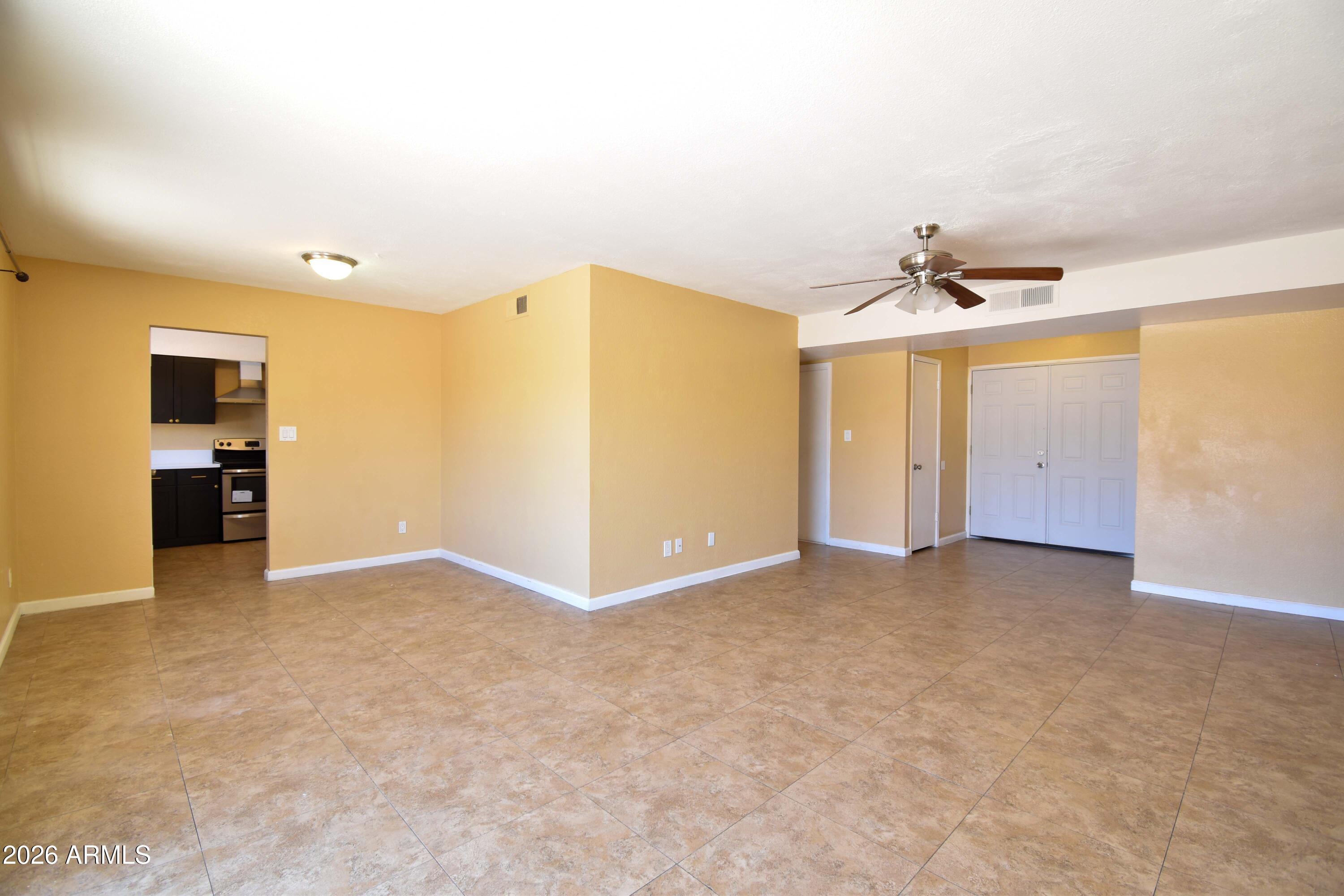 6525 W Mercer Lane