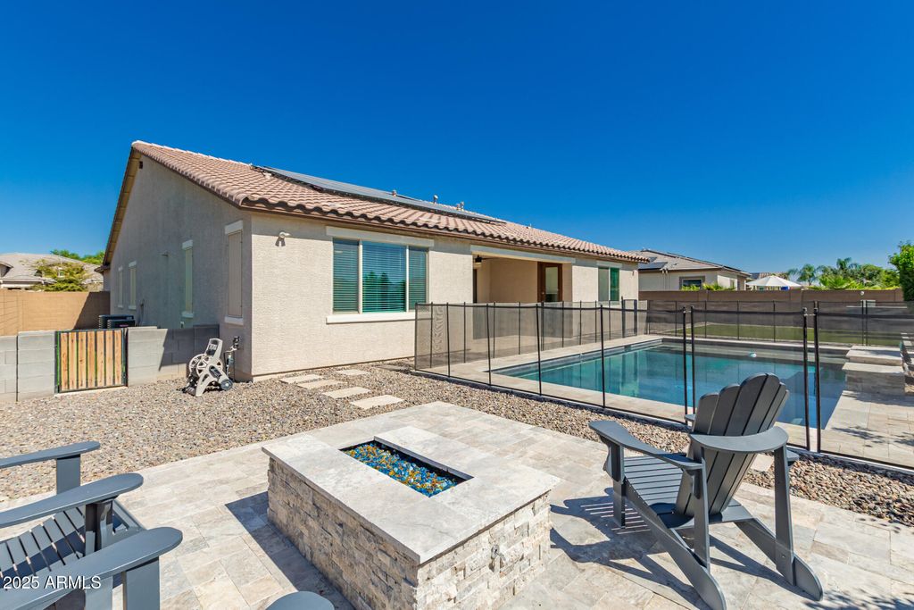 Photo of 18443 W Pioneer Street, Goodyear, AZ 85338 (MLS # 6930873)