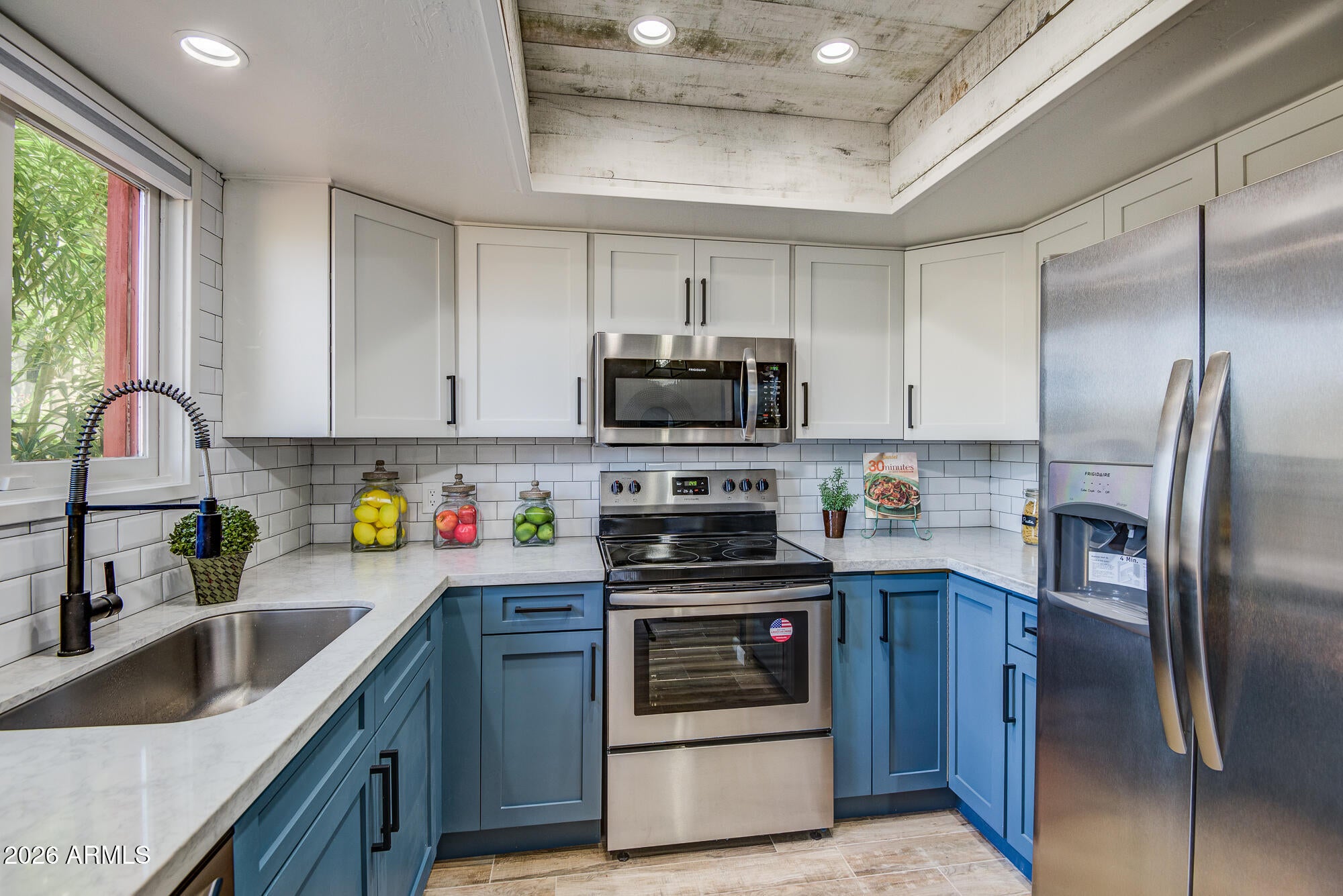 3434 N 11TH Street 1