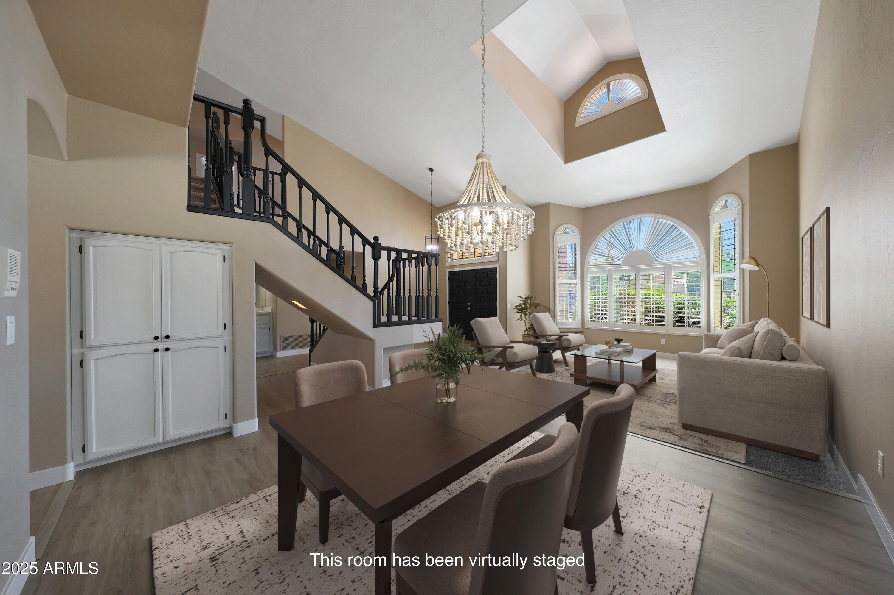 1938 E CALLE DE CABALLOS --