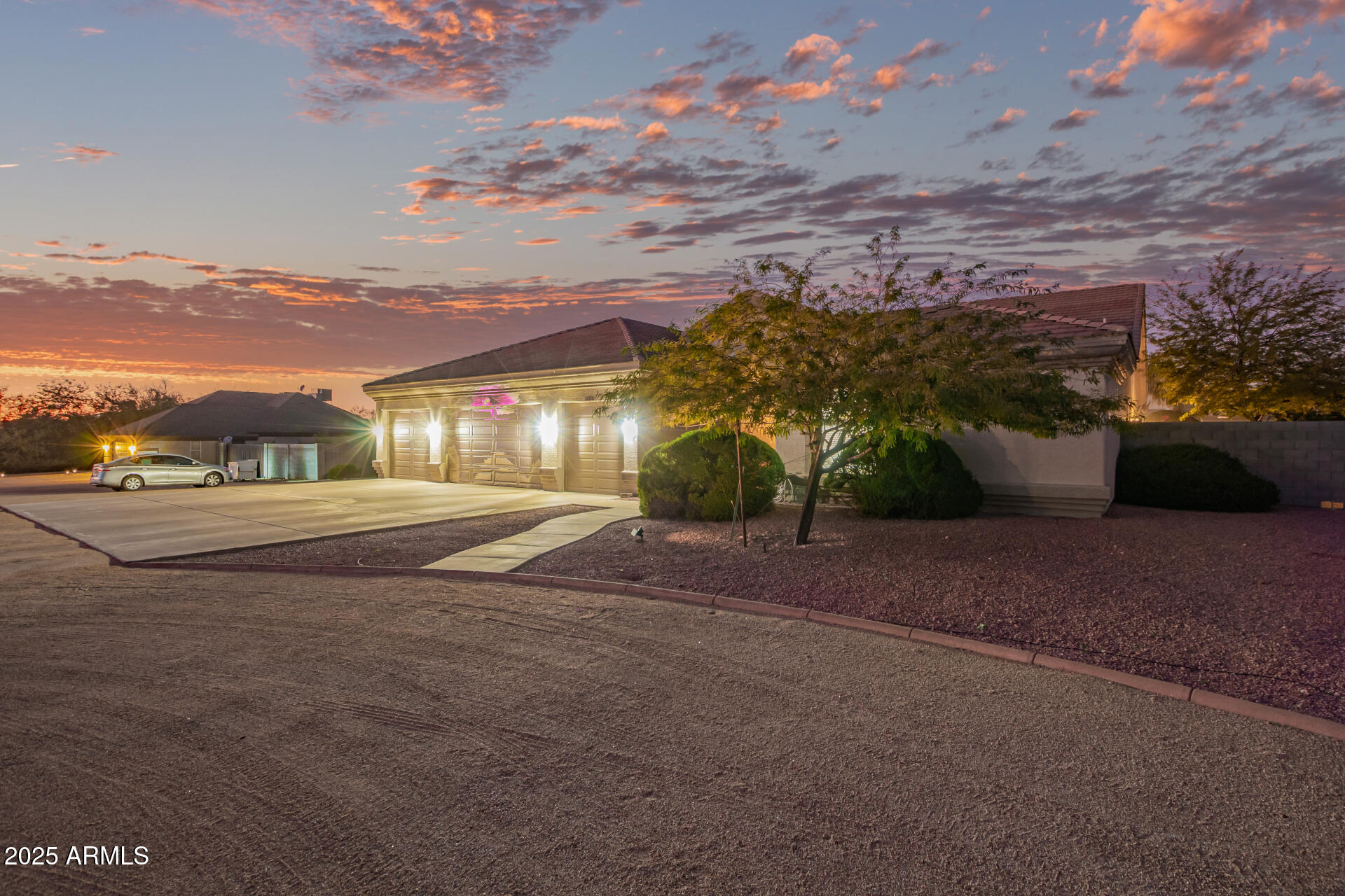 10310 W AVENIDA DEL SOL Street