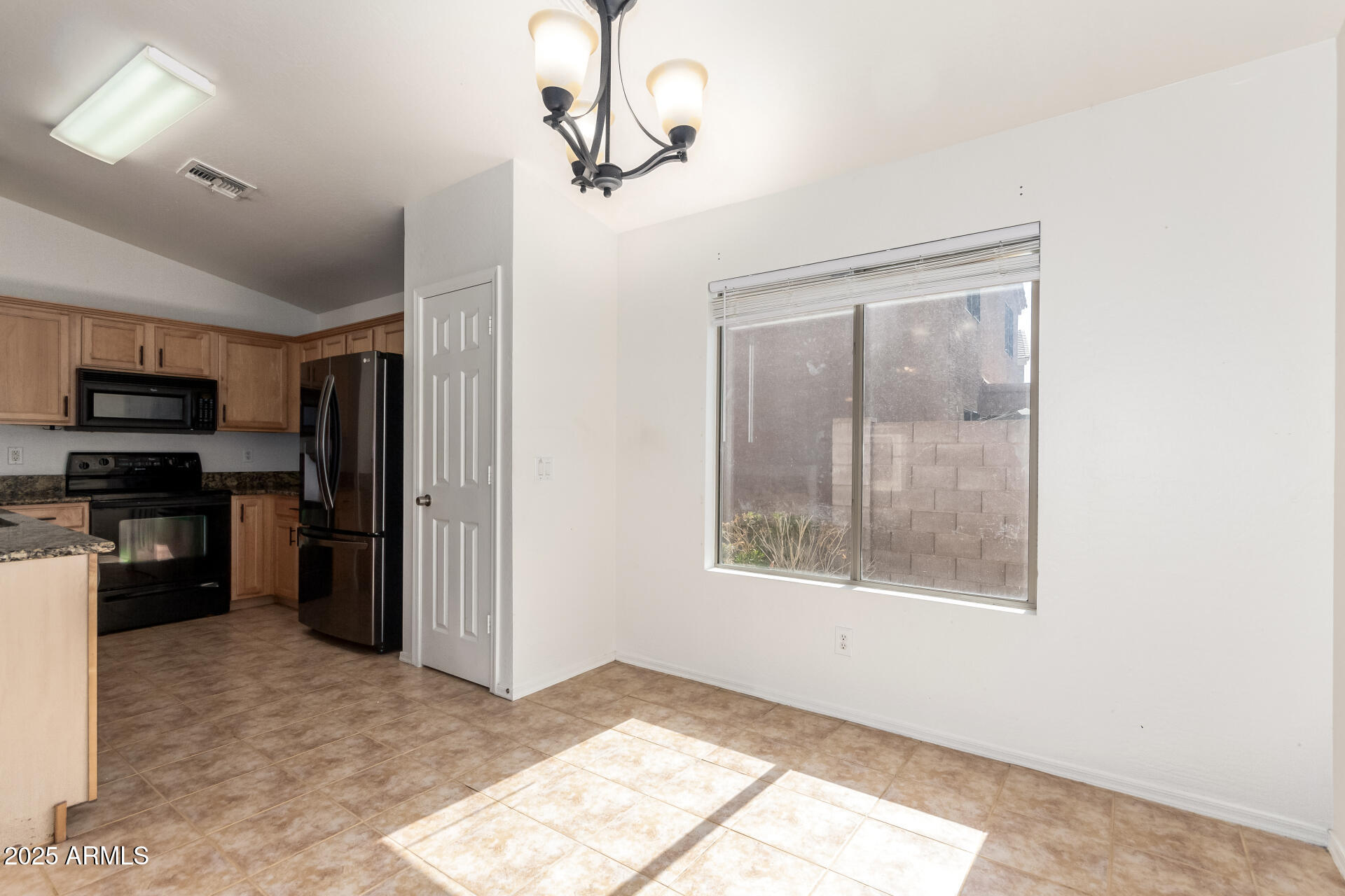 2433 W HAYDEN PEAK Drive