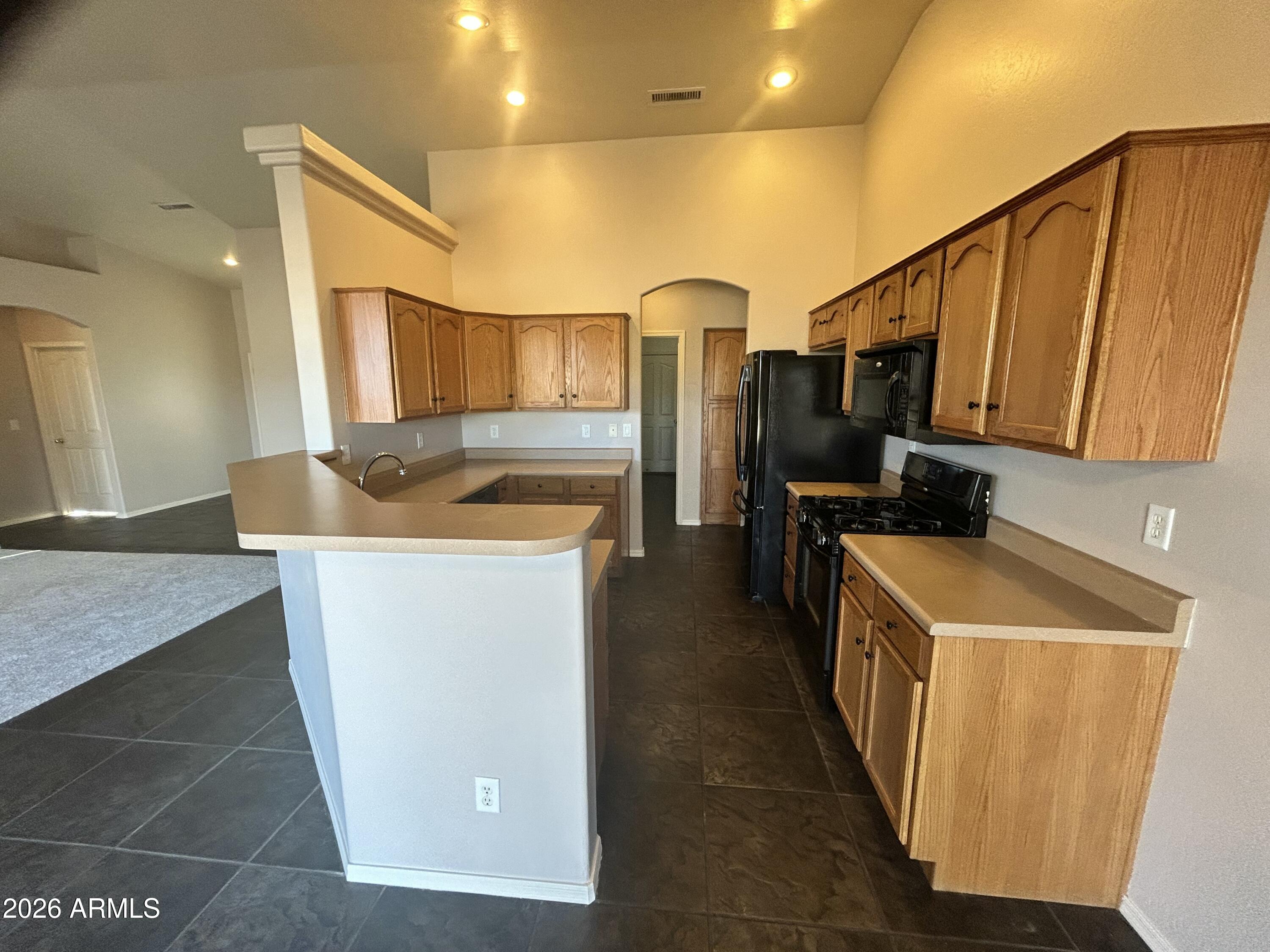 5517 N BREMONT Court