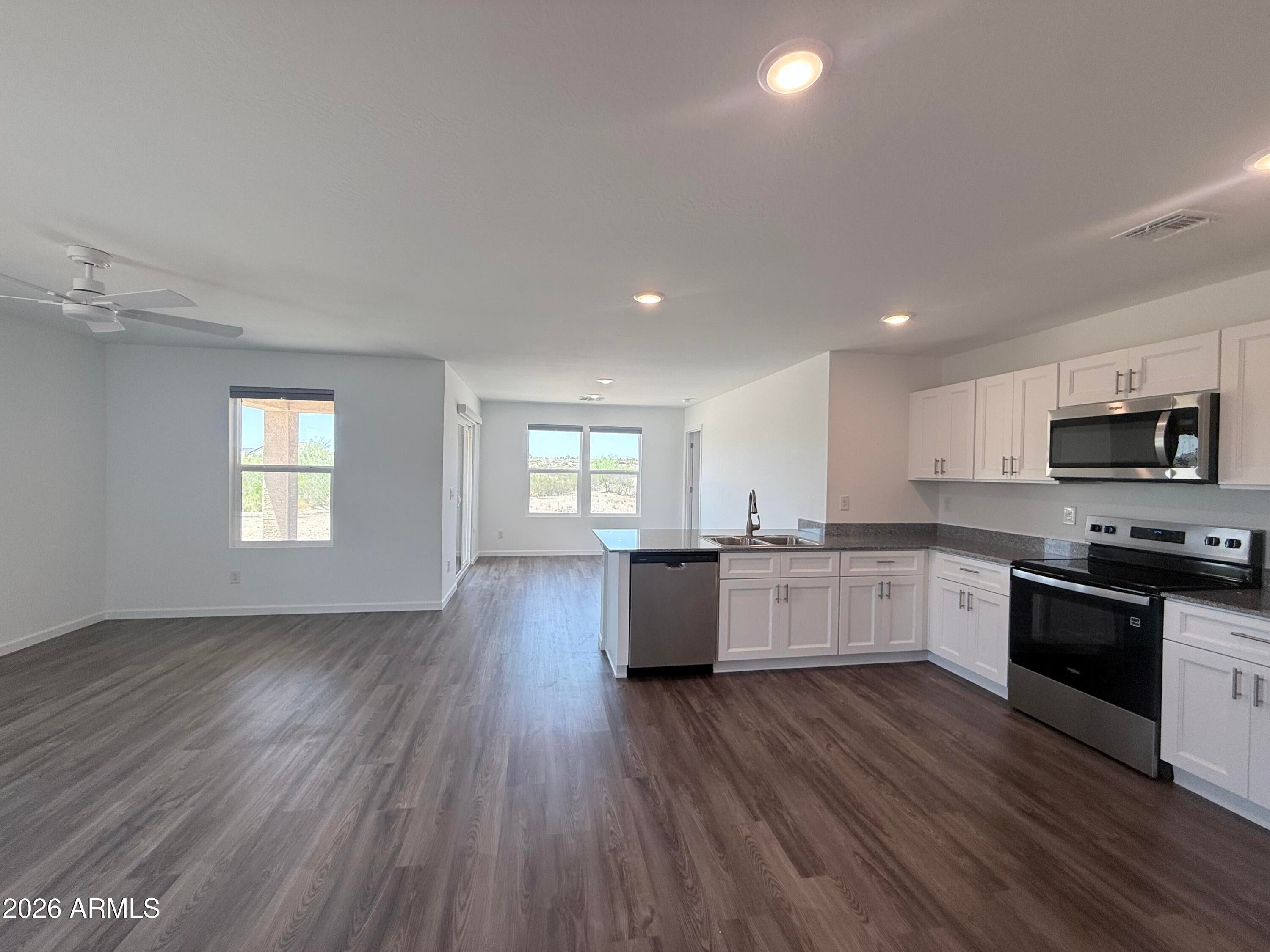 910 ECHO Court