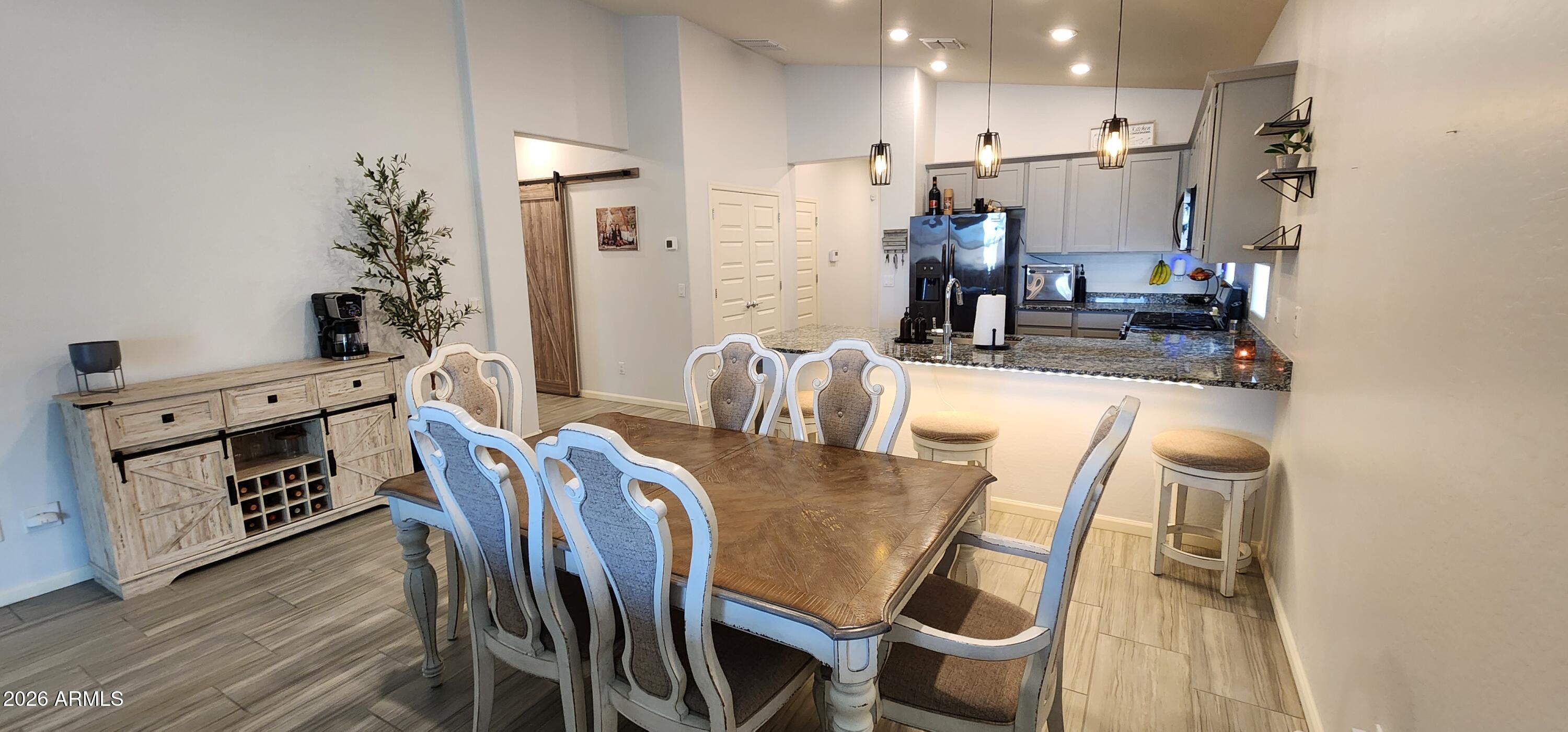 20150 W LINCOLN Street