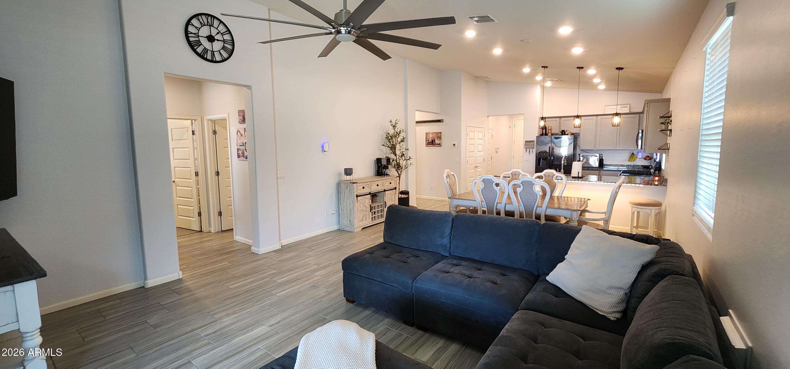 20150 W LINCOLN Street