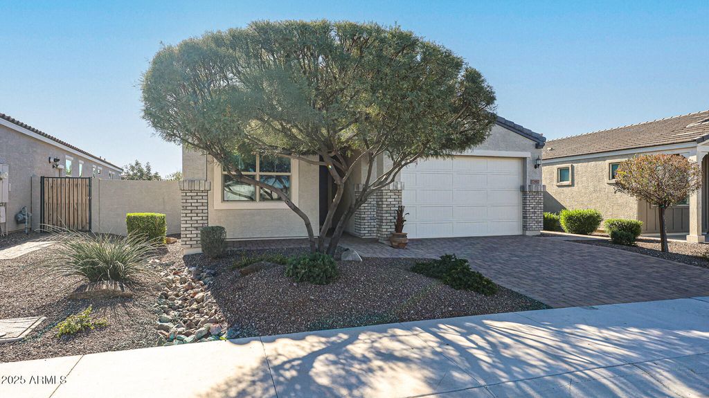 Photo of 17887 W Hiddenview Drive, Goodyear, AZ 85338 (MLS # 6961761)