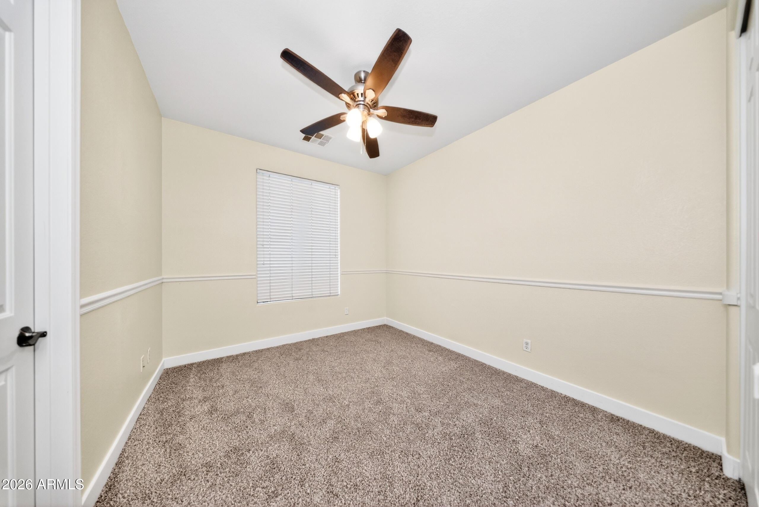 SUN GROVES - Residential