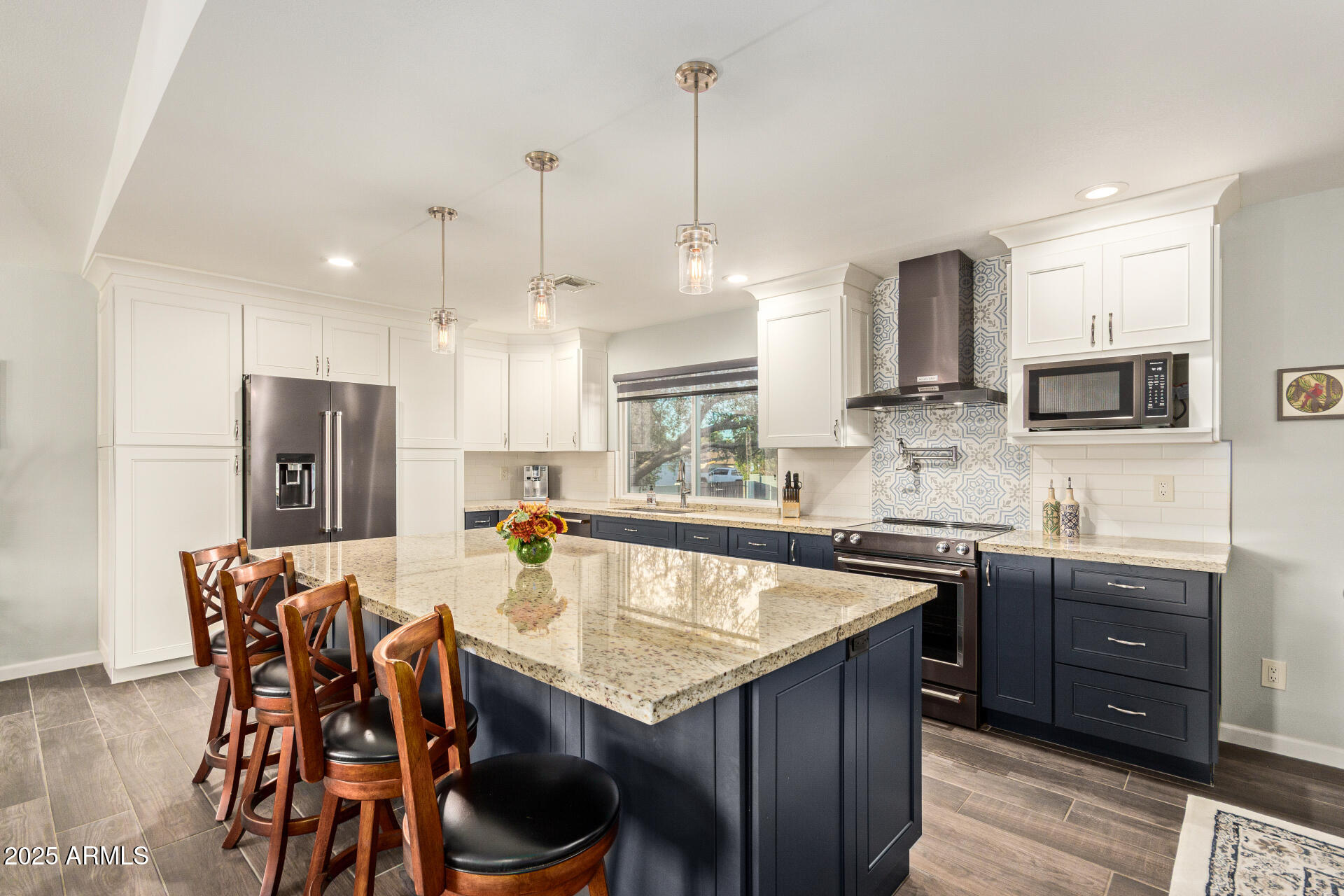 4624 W BOSTON Street