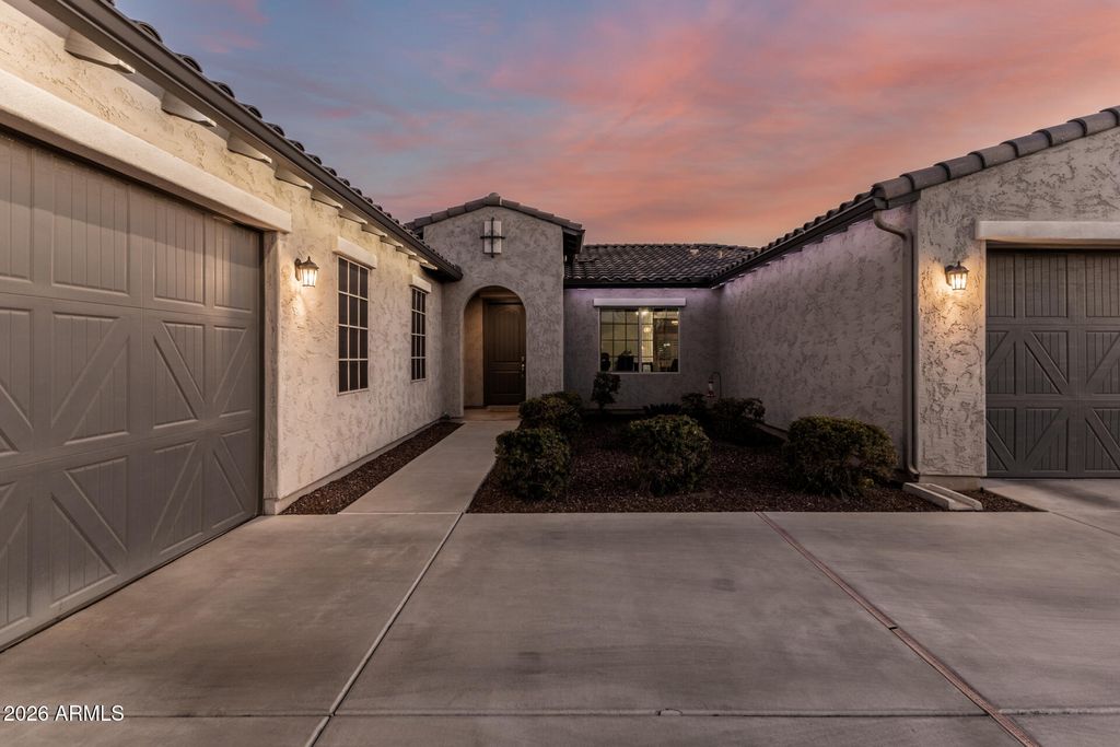 Photo of 14875 W Escondido Circle, Litchfield Park, AZ 85340 (MLS # 6988115)