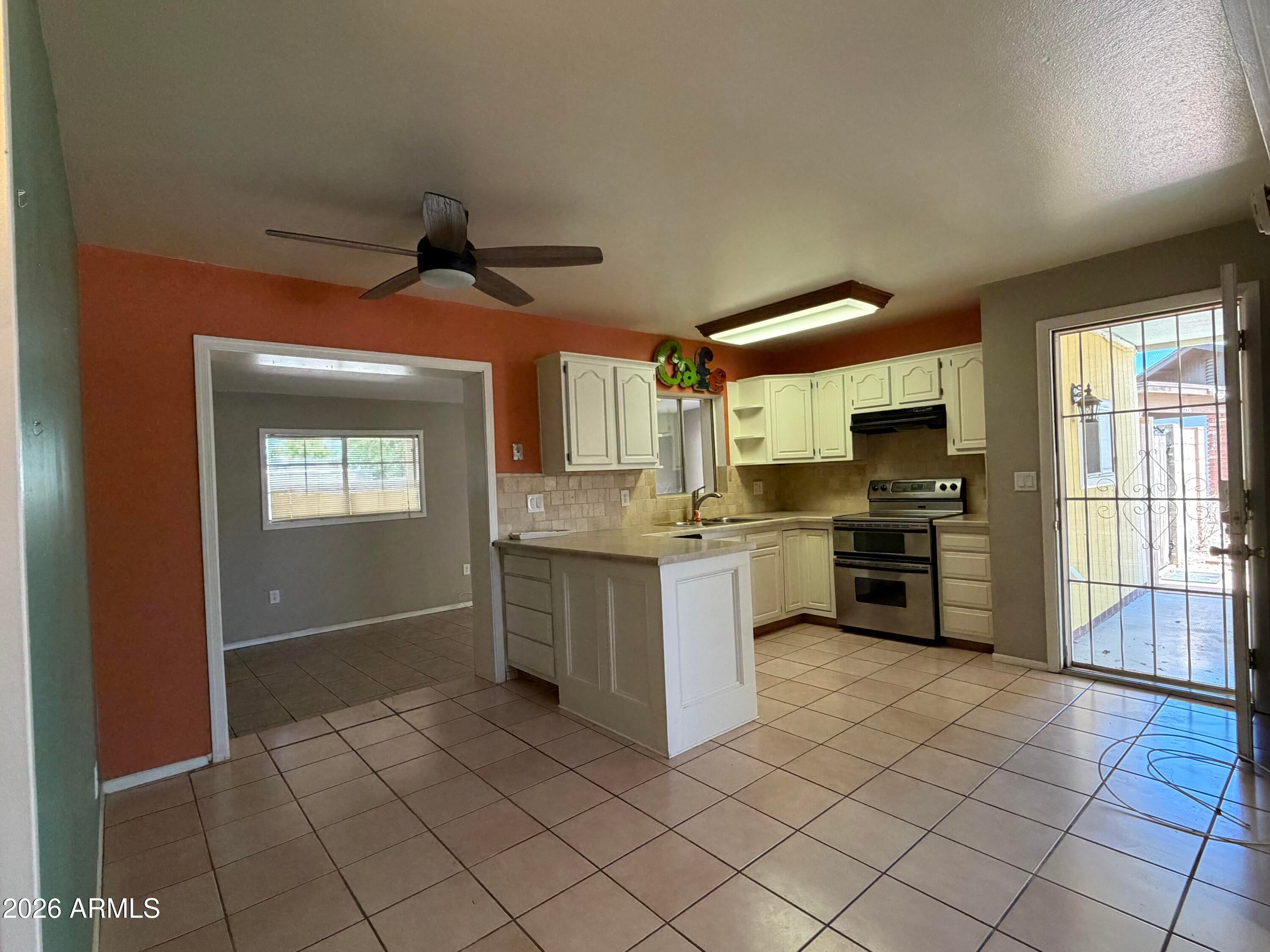 2354 E BETTY ELYSE Lane