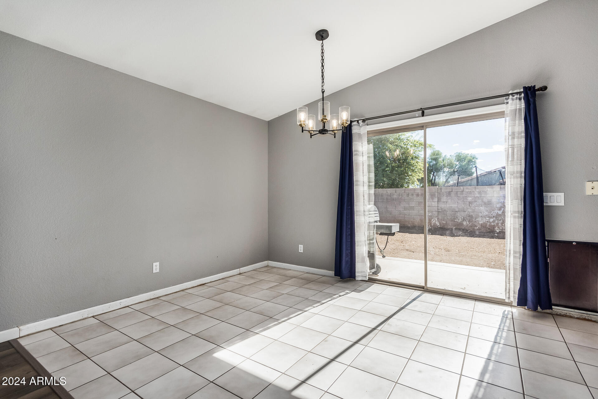 8757 W GRISWOLD Road