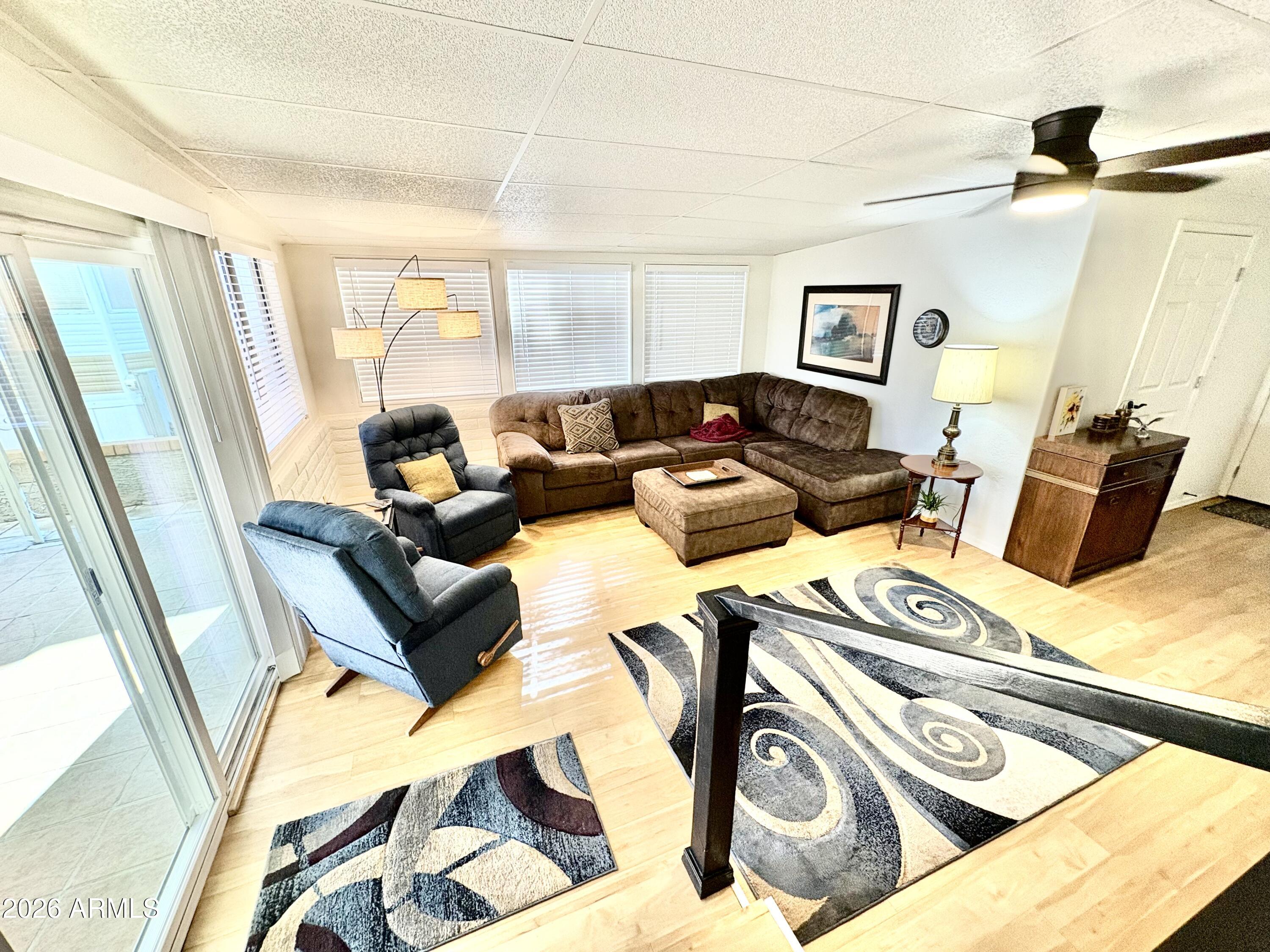 111 S GREENFIELD Road 589