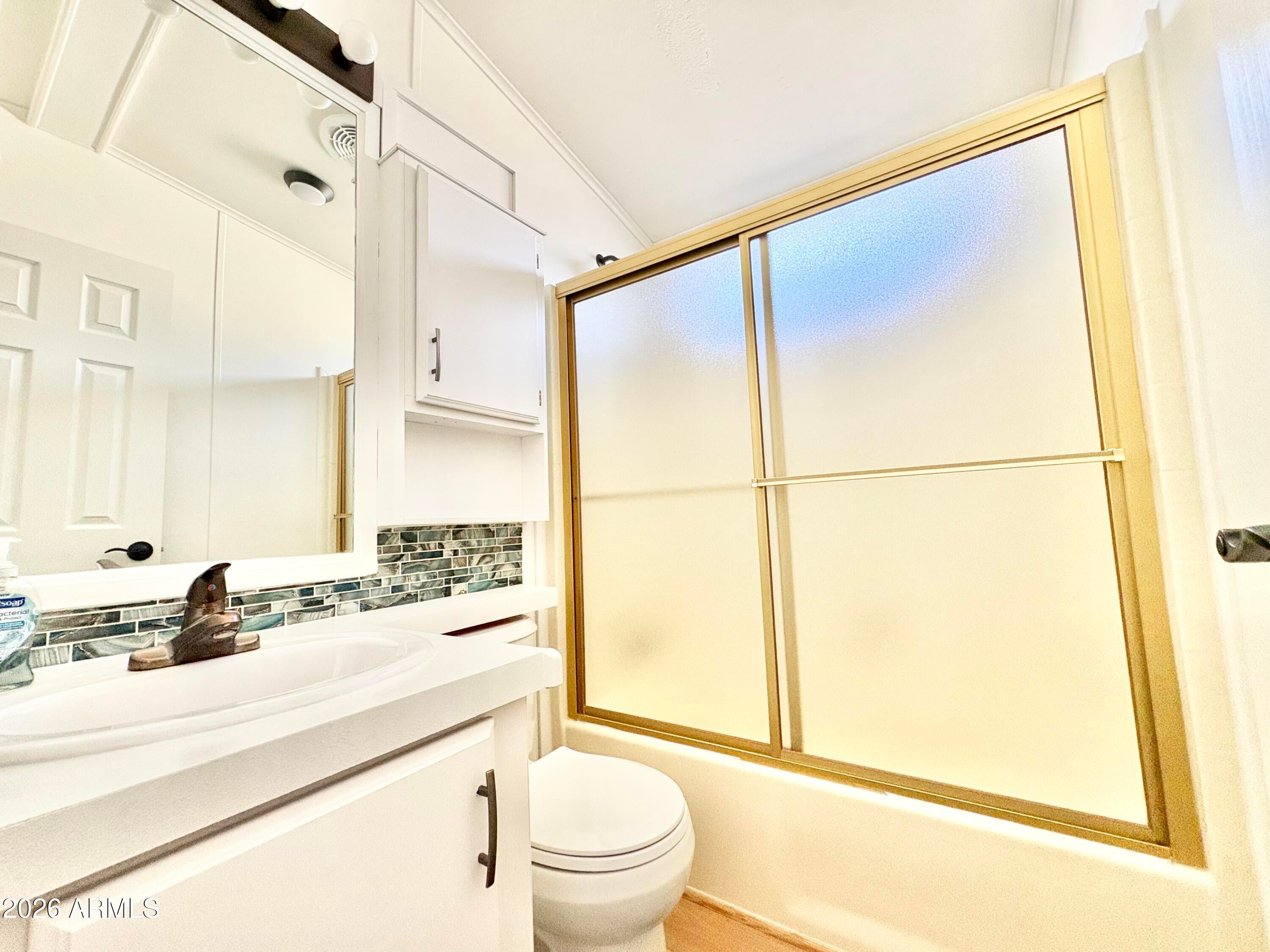 111 S GREENFIELD Road 589