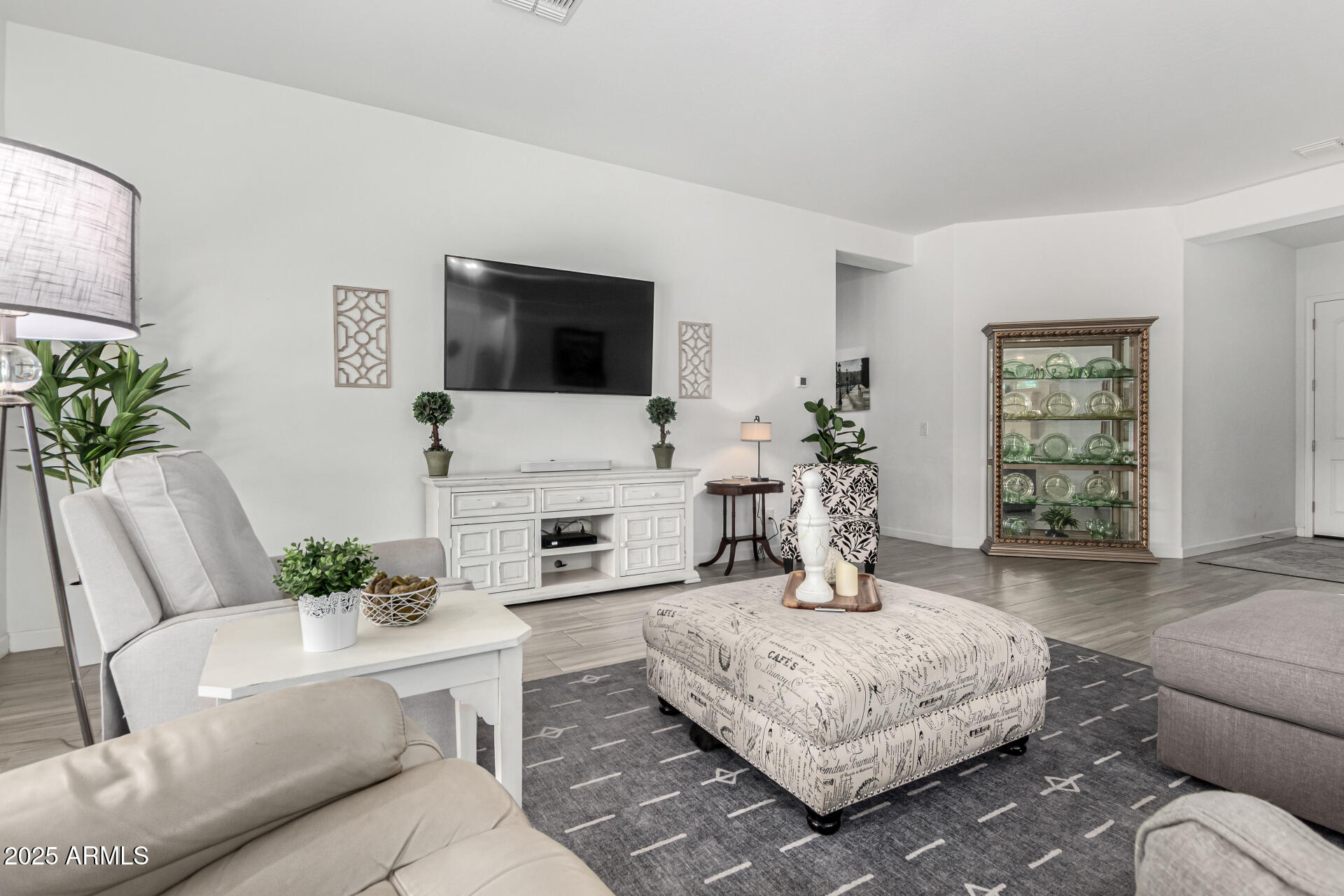 22323 E VIA DEL JARDIN --