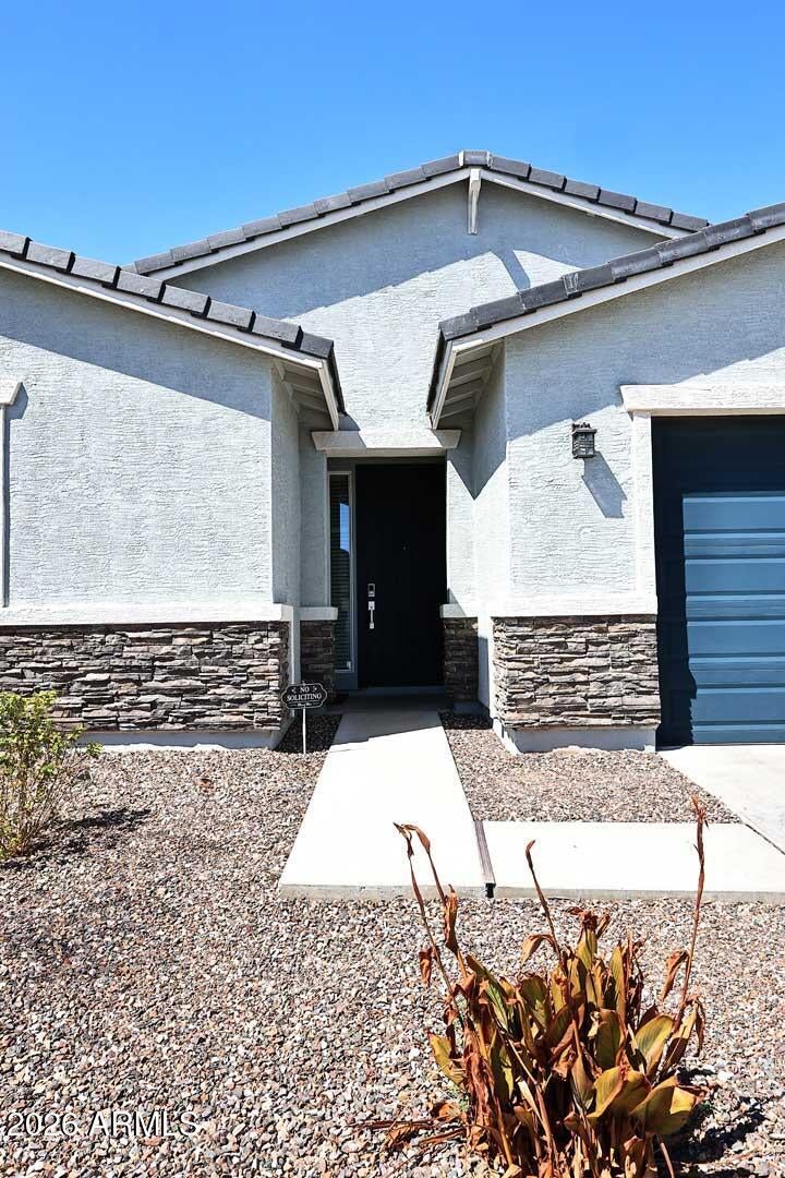 3324 E ALEXANDER Drive