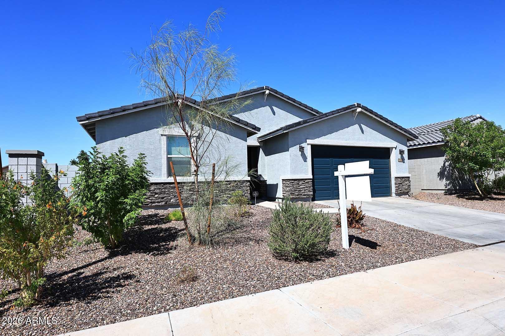 3324 E ALEXANDER Drive