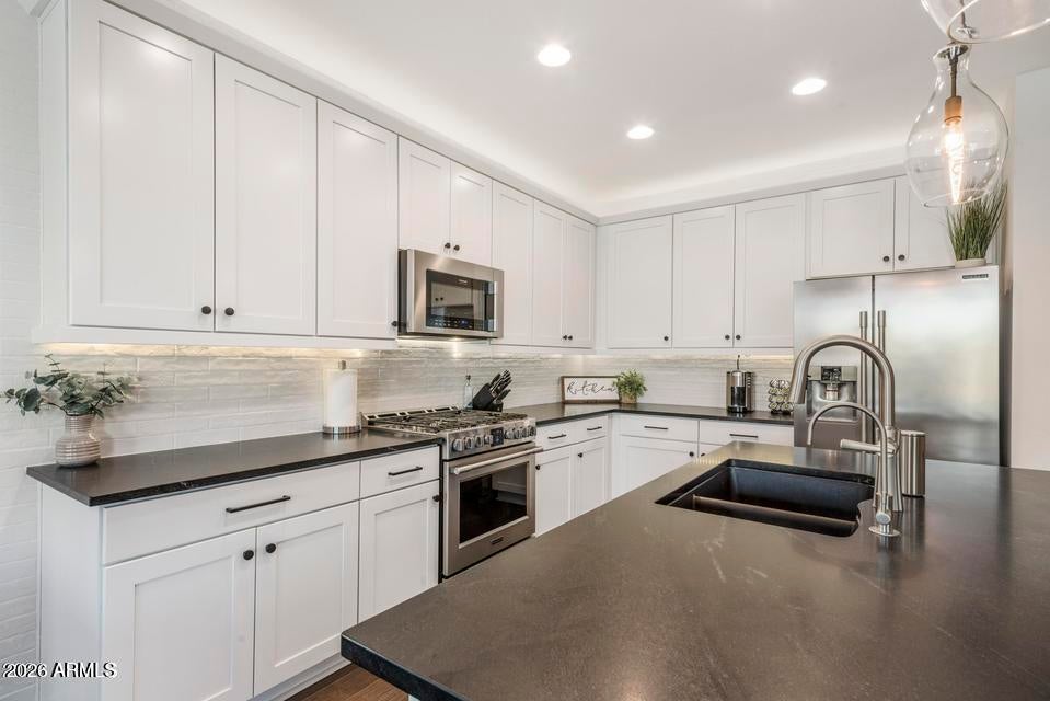 22140 N 28TH Place