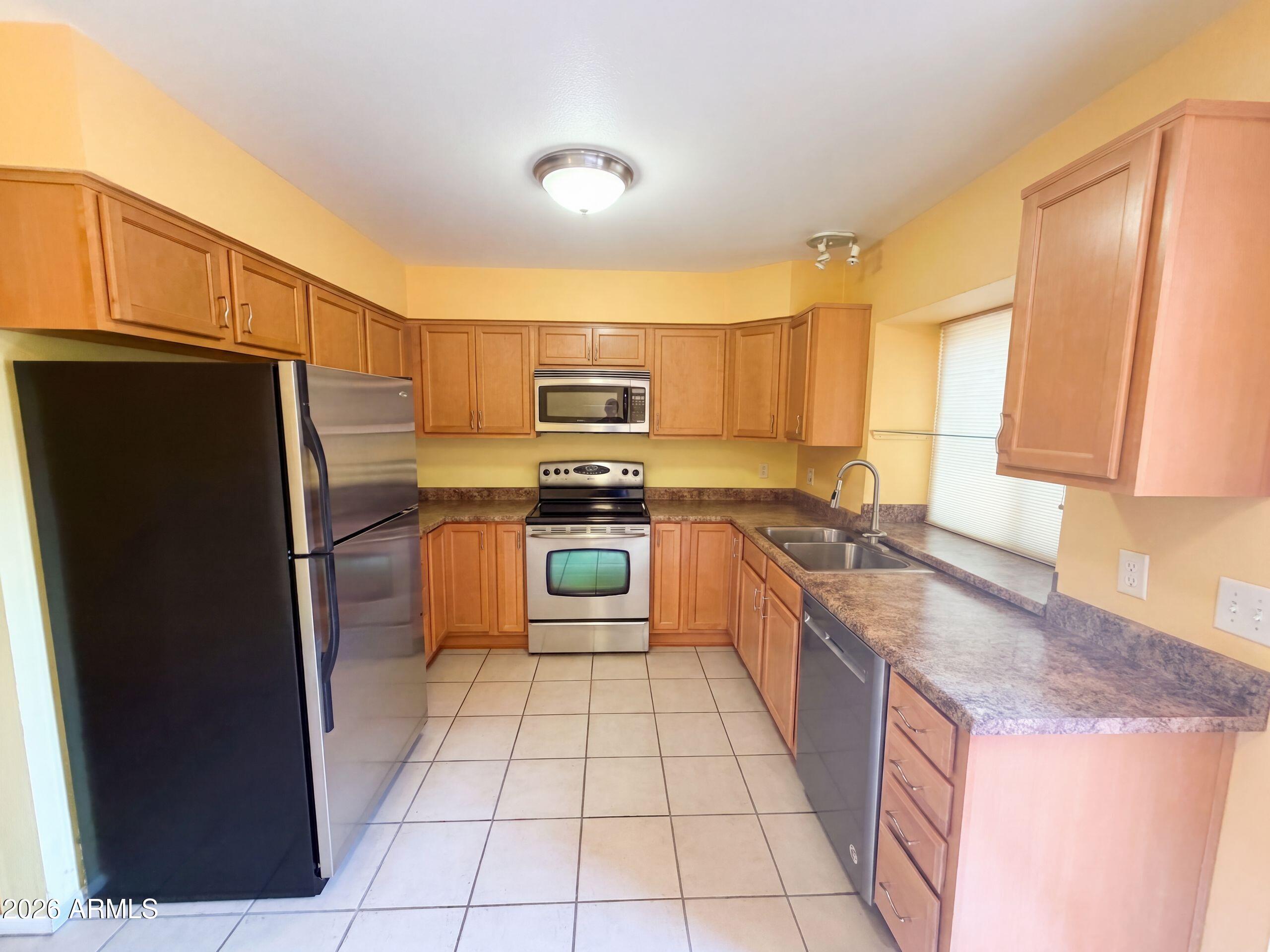 4901 E KELTON Lane 1247