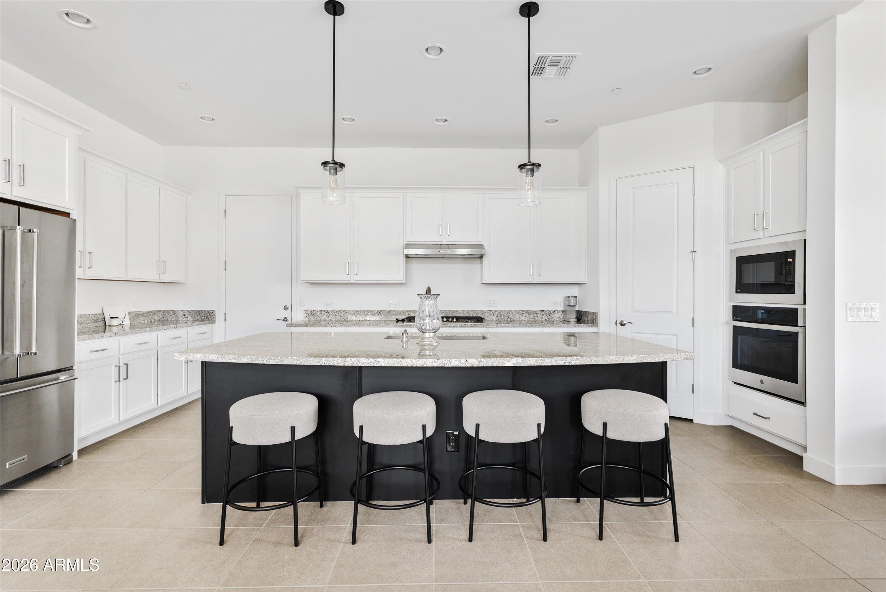 11996 W CREOSOTE Drive