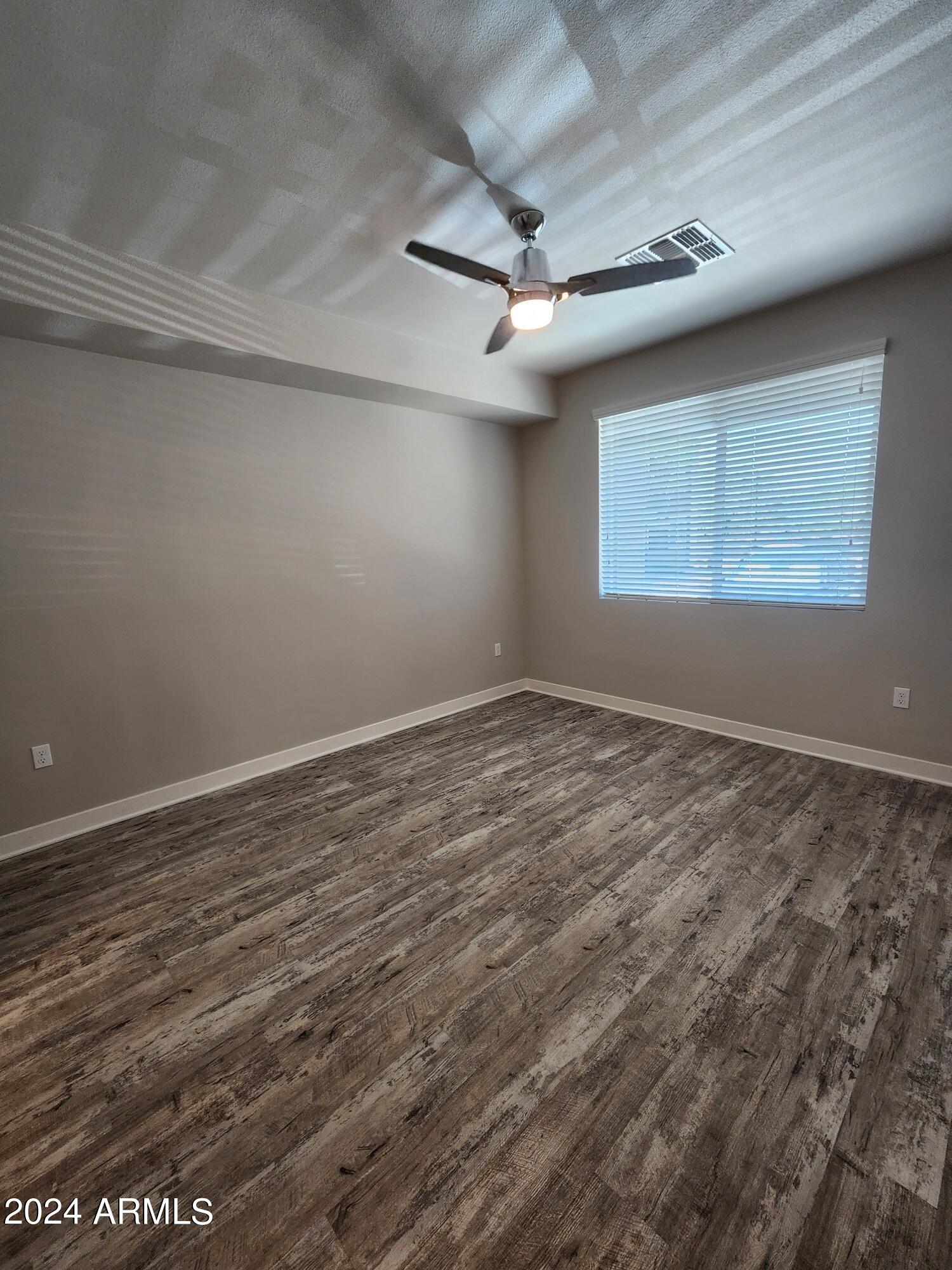 5550 E DEER VALLEY Drive 2S