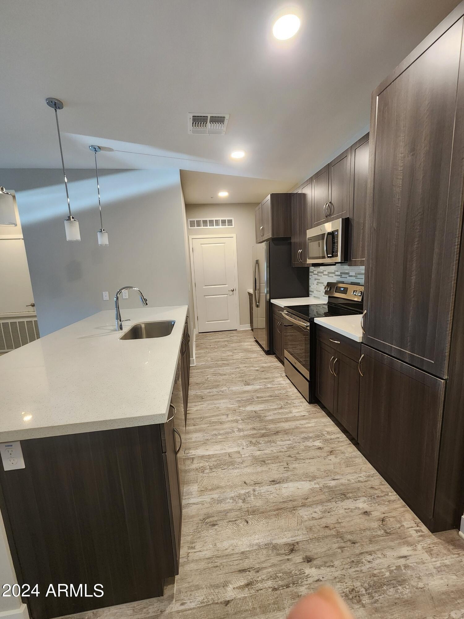 5550 E Deer Valley Drive 2S