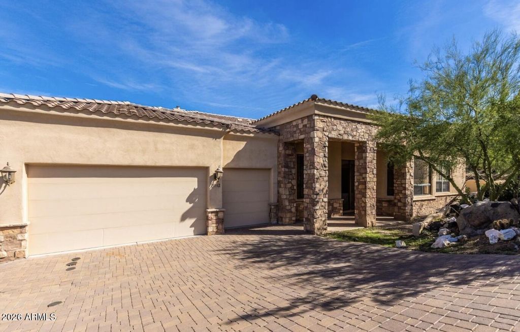 Photo of 1642 W Mandalay Lane, Phoenix, AZ 85023 (MLS # 6973520)