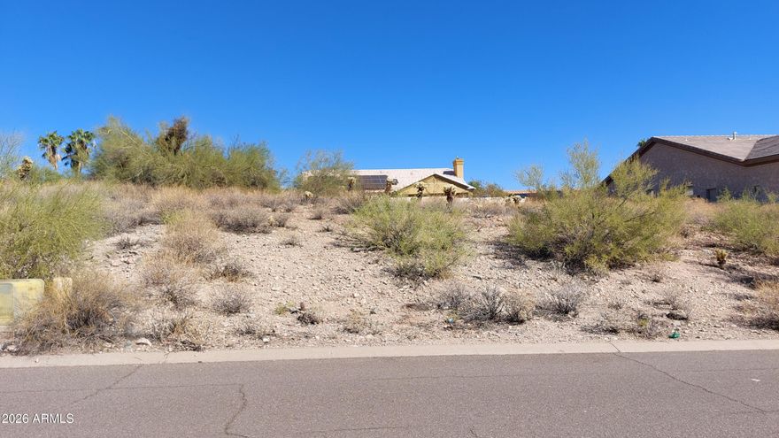 Gently sloping building lot right in the heart of Fountain Hills.  It is on the high side of Sycamore Drive, so there are gorgeous mountain and hillside views in this beautiful neighborhood.