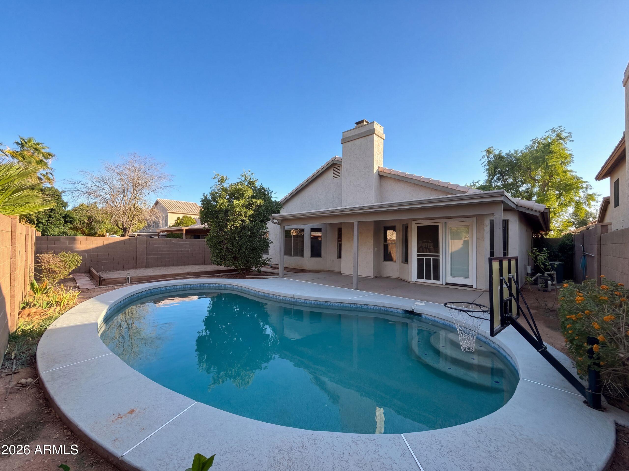 1851 E ASPEN Way