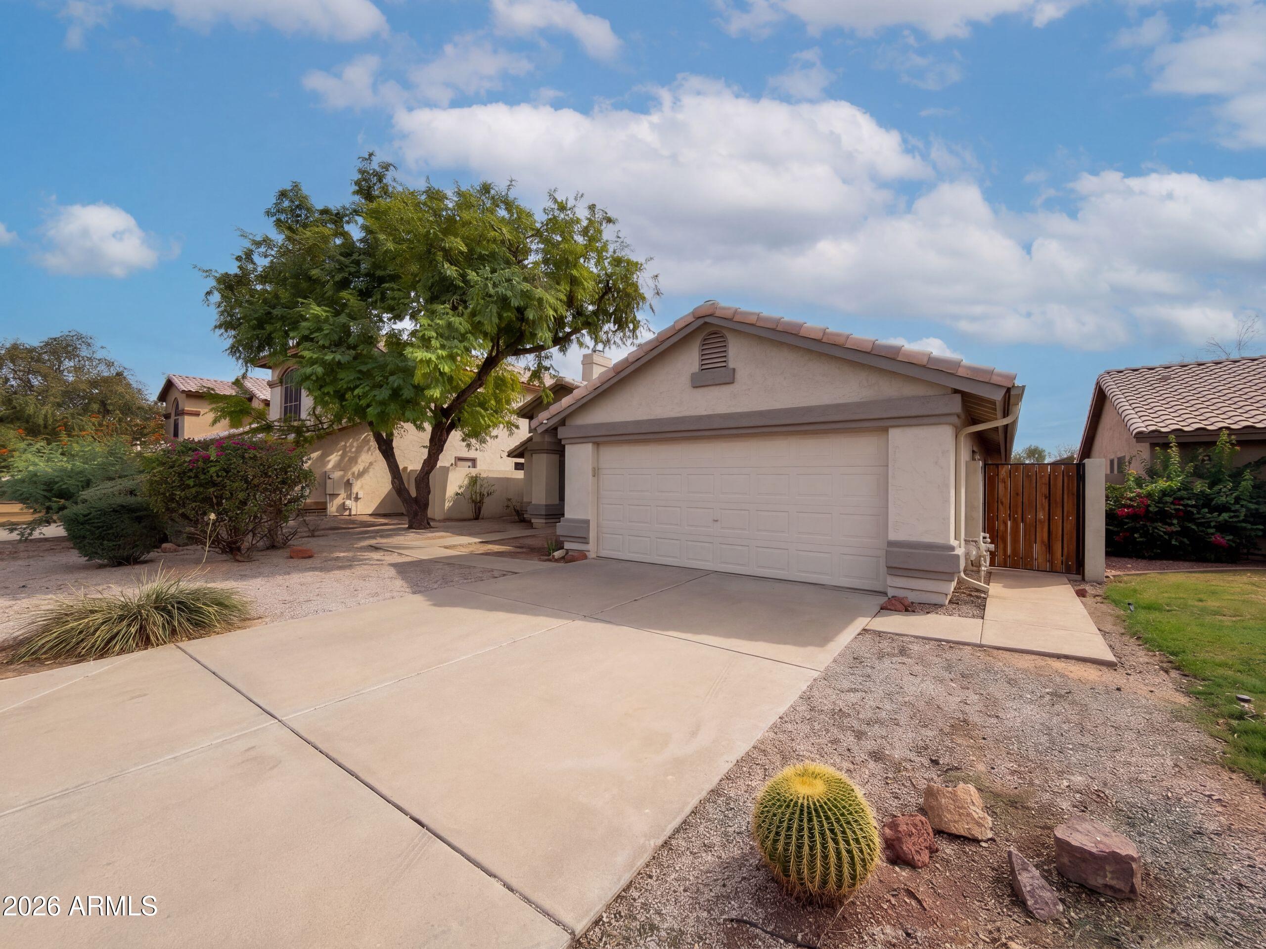 1851 E ASPEN Way
