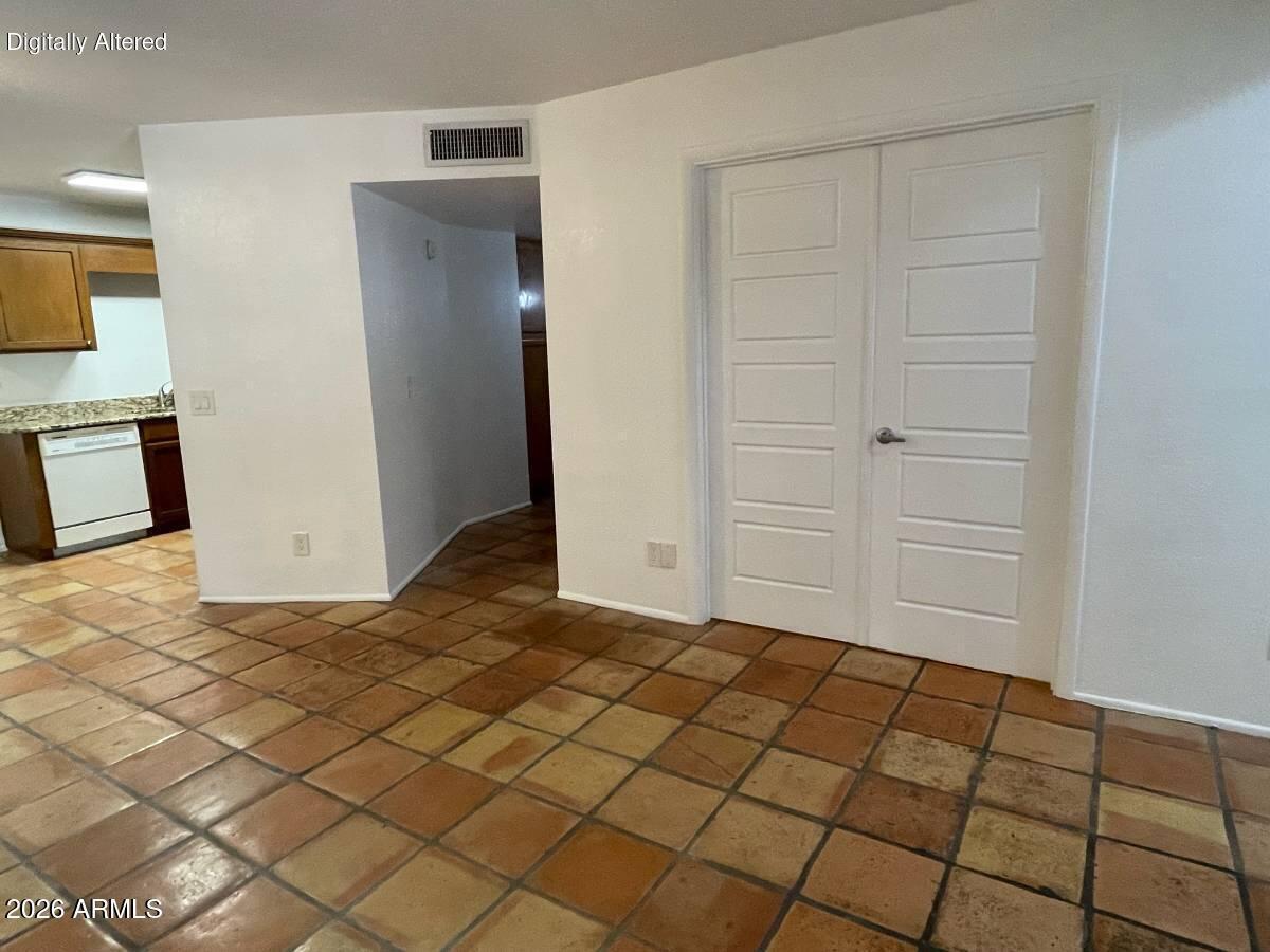 8625 E Belleview Place Unit 1036