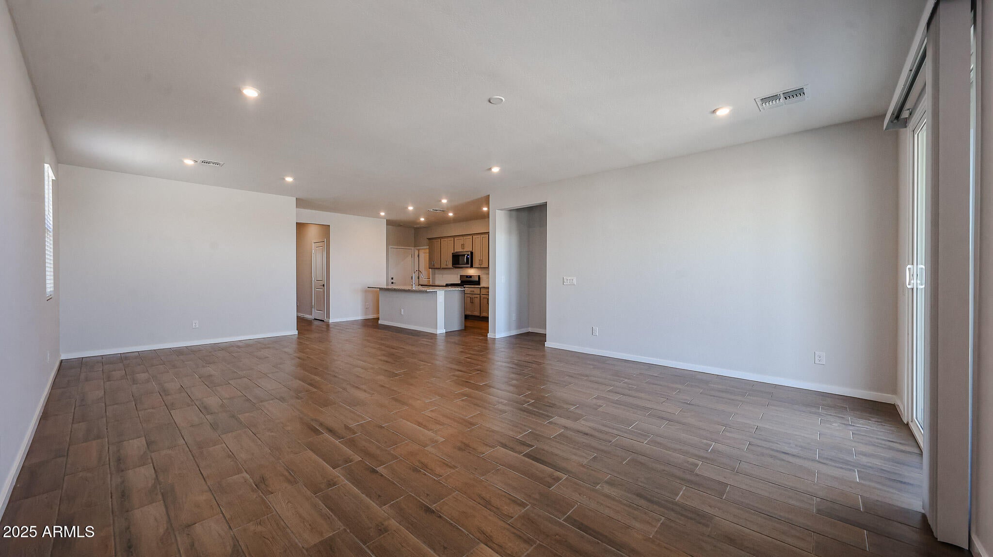 22866 W MONONA Lane