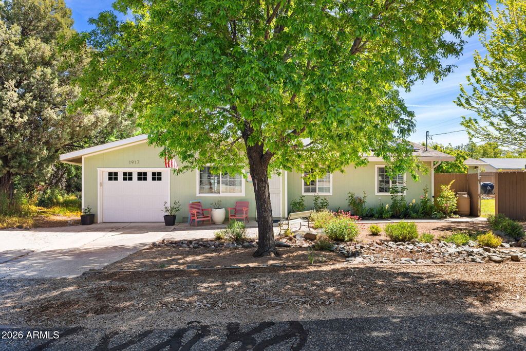 Photo of 1917 Margaret Street, Prescott, AZ 86301 (MLS # 7022360)