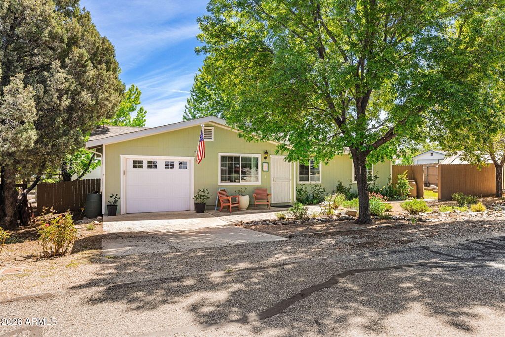 Photo of 1917 Margaret Street, Prescott, AZ 86301 (MLS # 7022360)