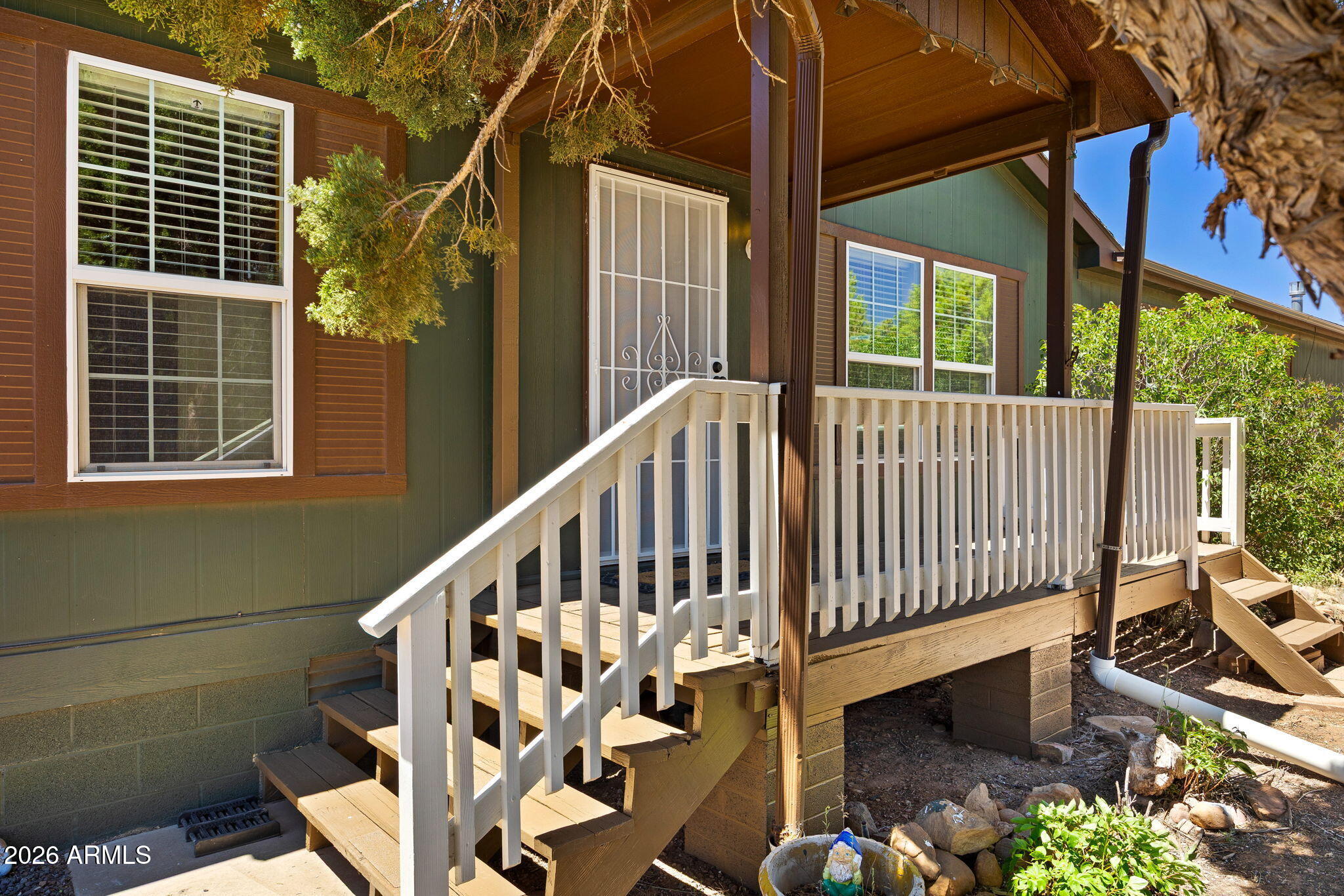 1740 STINSON Lane