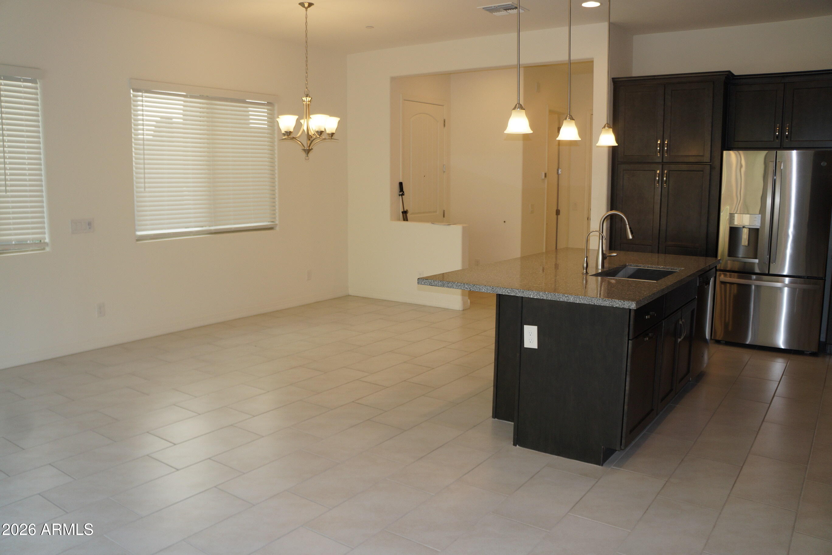 7496 E VIA DE LUNA Drive