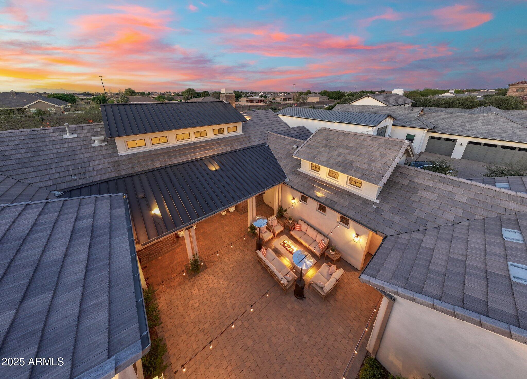 2652 E PELICAN Court