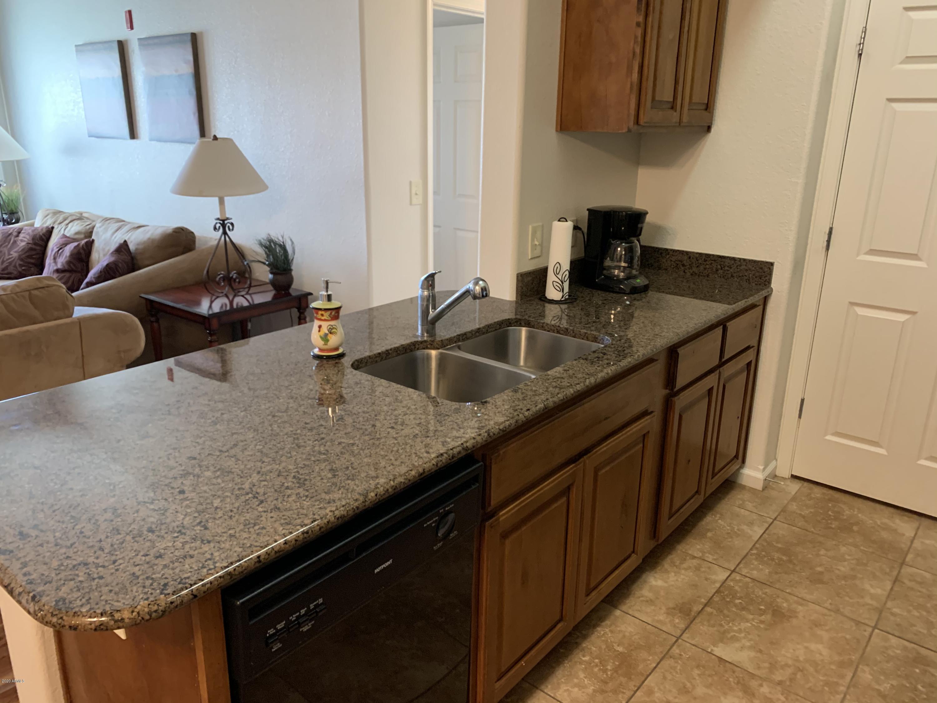 CASA ANTIGUA CONDOMINIUMS - Residential Lease