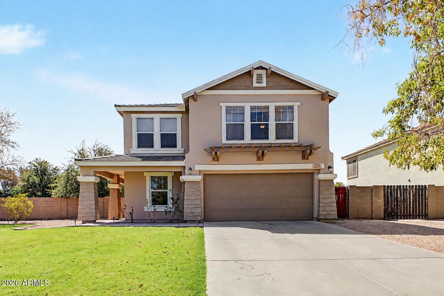 2501 E LOS ALAMOS Street